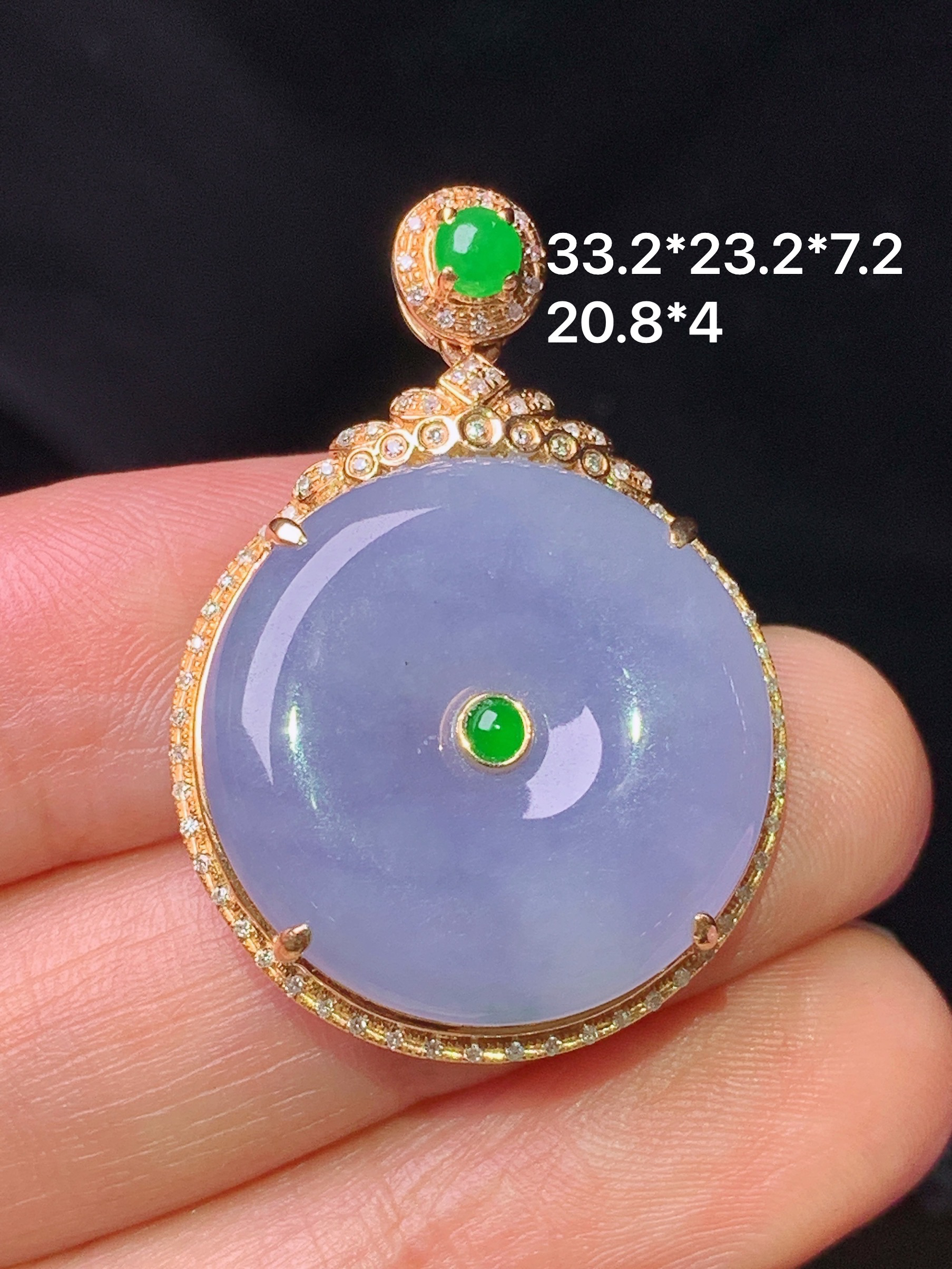 18k金钻镶嵌紫罗兰平安扣吊坠 玉质细腻 色泽艳丽清新 水润亮眼 整体尺寸33.2*23.2*7.2