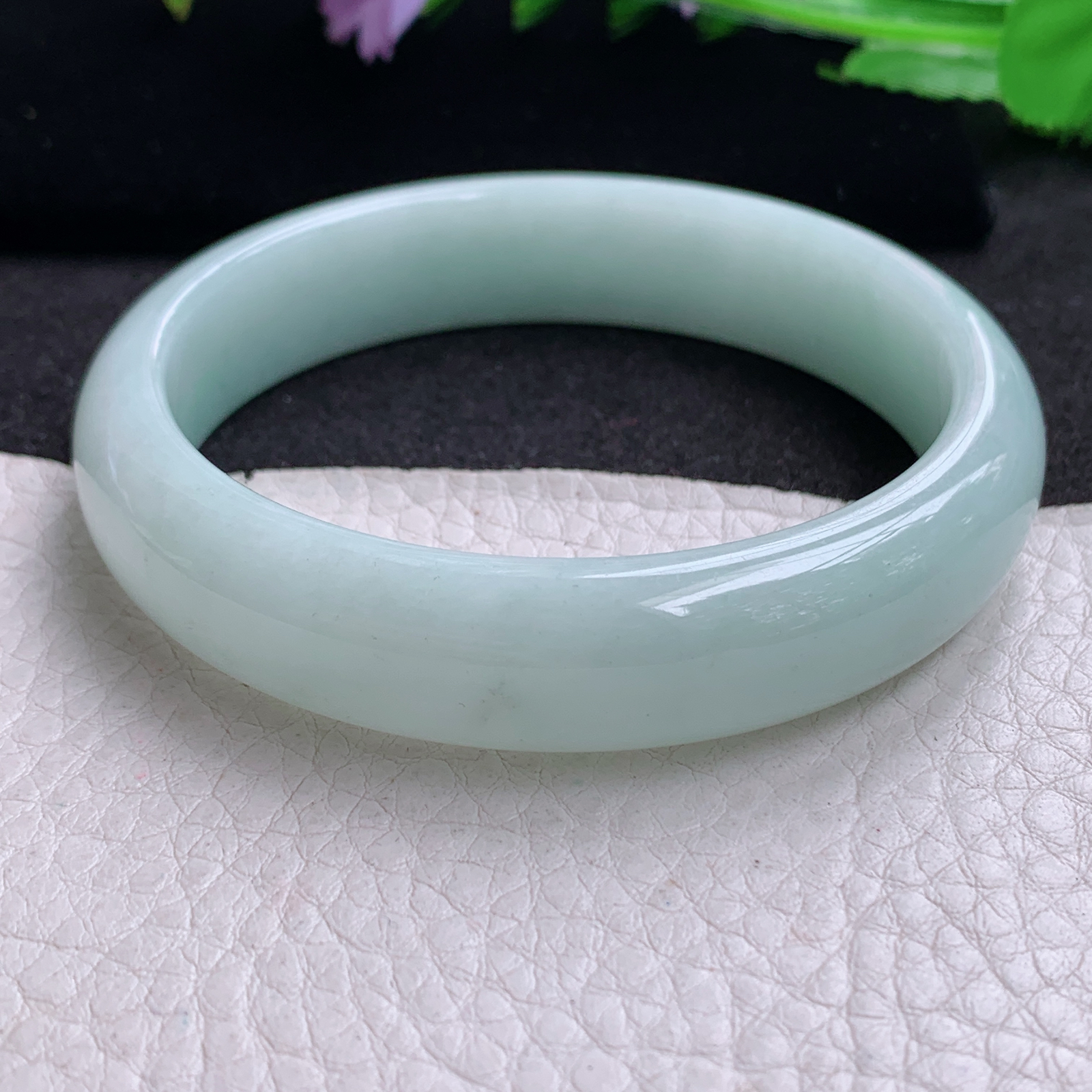 nr大圈口60*14*7.4平安镯 天然缅甸翡翠A货玉手镯浅绿胶感宽边玉手环