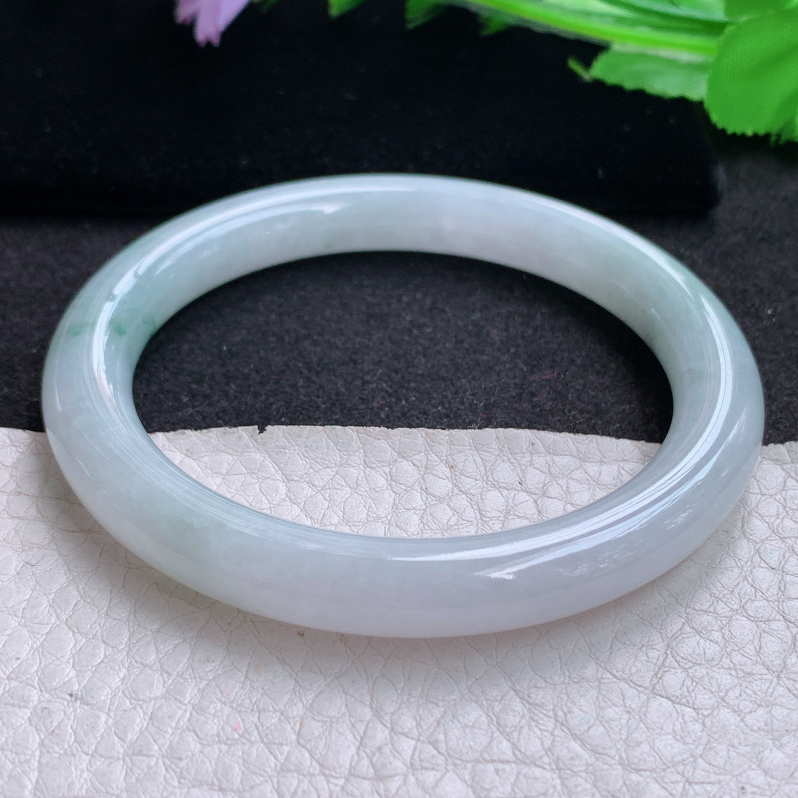 z实拍55*8.6*8.5美人镯 天然缅甸翡翠A货玉手镯飘花圆条玉手环