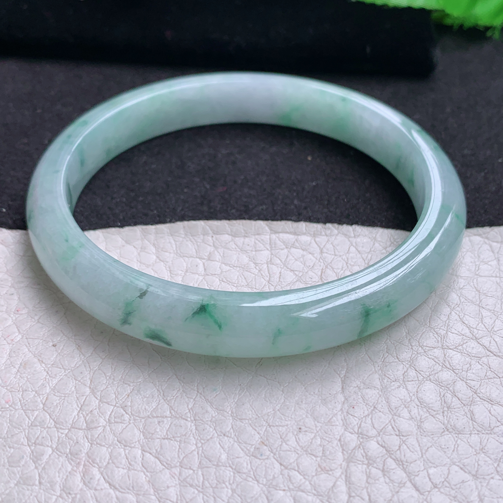 ee大圈口60*9.6*7平安镯 天然缅甸翡翠A货玉手镯细宽胶感飘花玉手环