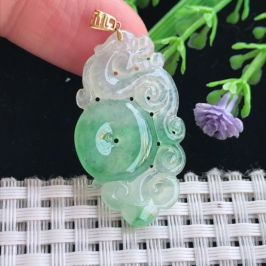 实拍A货翡翠34.5/19.7/3.3老坑18k金镶嵌冰阳绿平安扣吊坠翡翠挂件