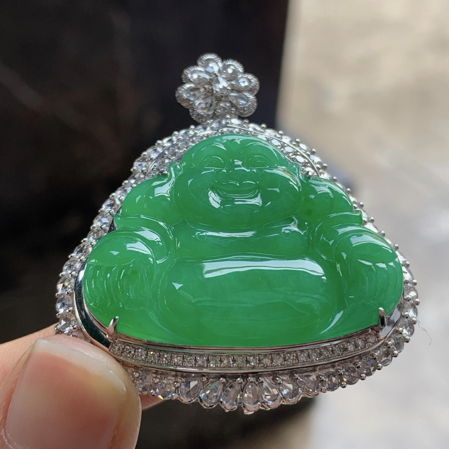 金钻镶嵌绿色佛公^_^颜色鲜艳