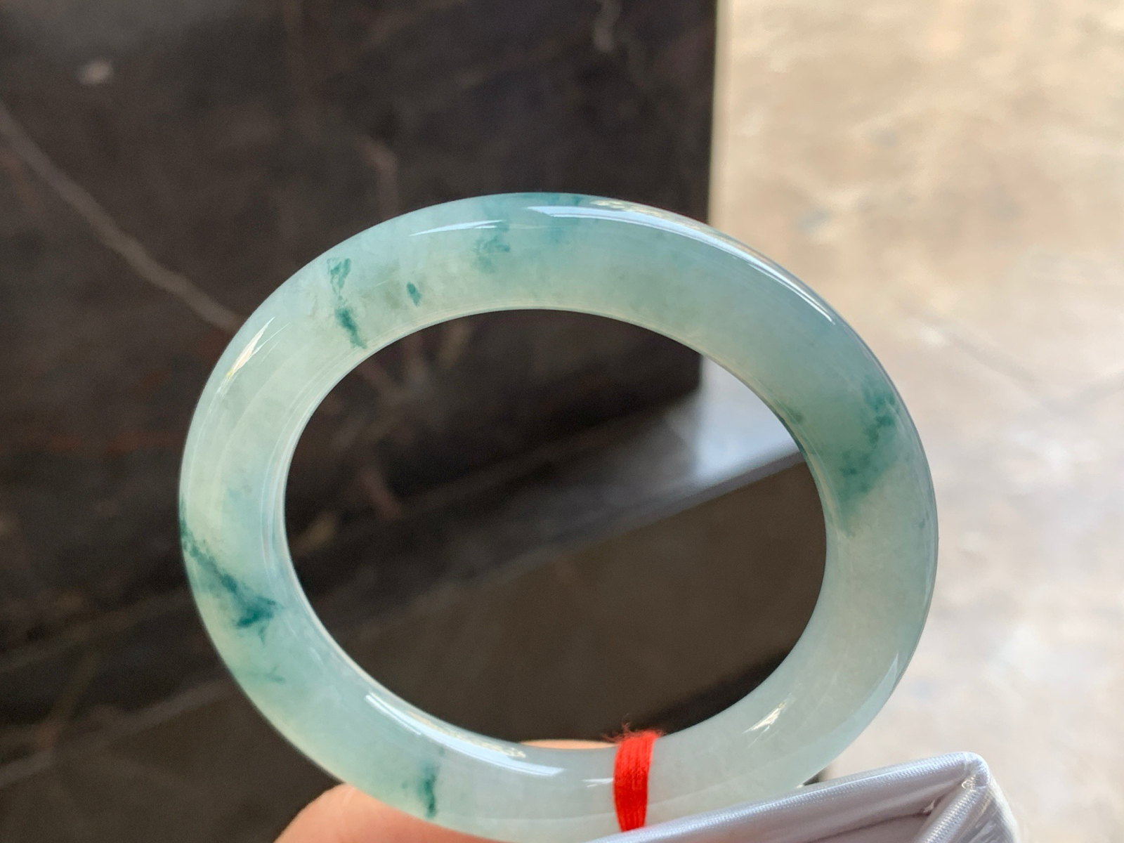 55-10.2

蓝花圆条手镯^_^飘花灵韵