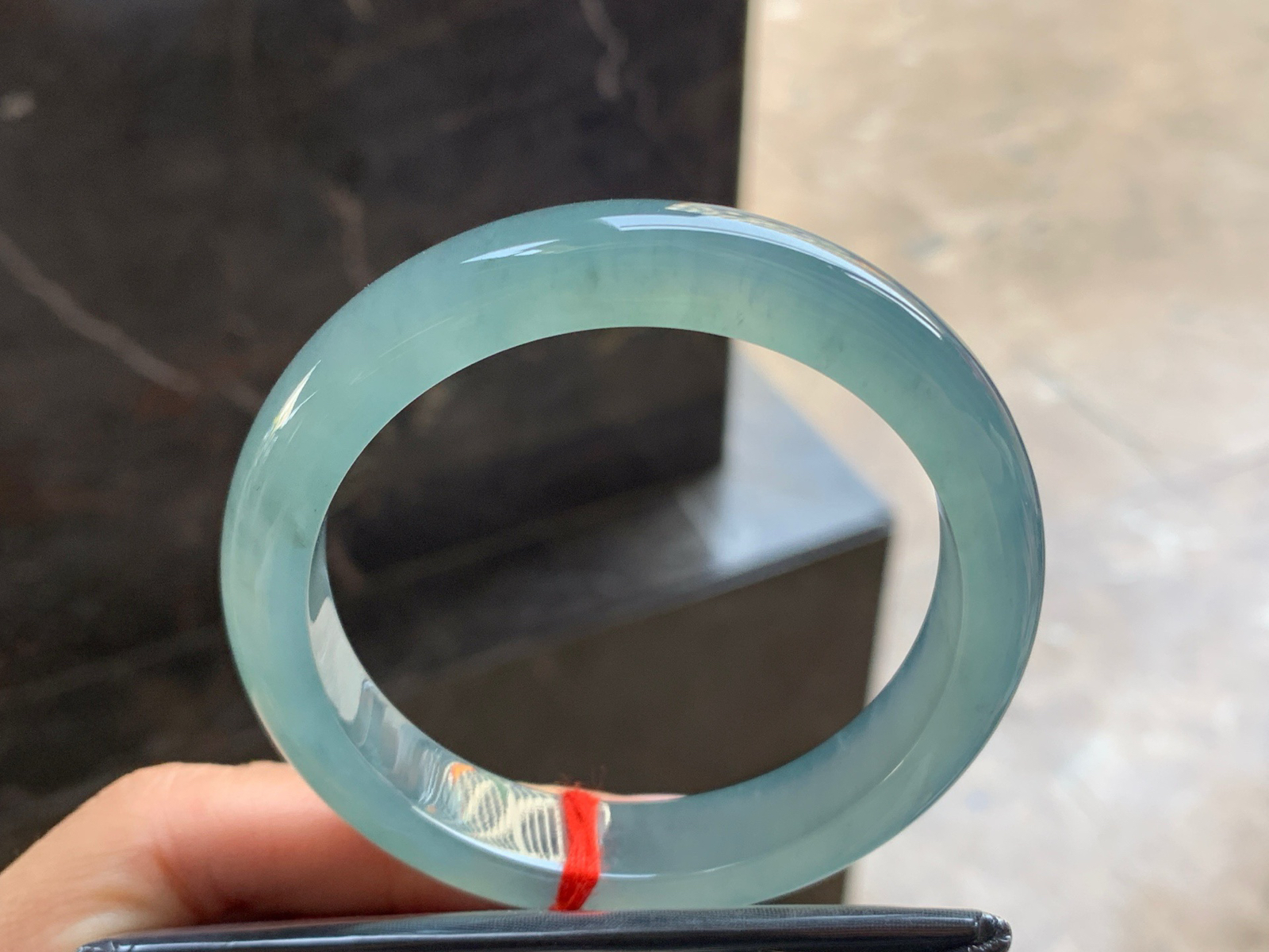 56-11.7-8.4

冰蓝手镯^_^冰透 起光