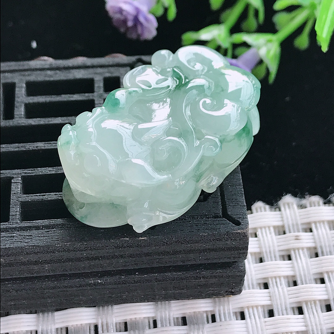 实拍A货翡翠30/18/12.3老坑冰胶水灵飘花貔貅吊坠翡翠挂件