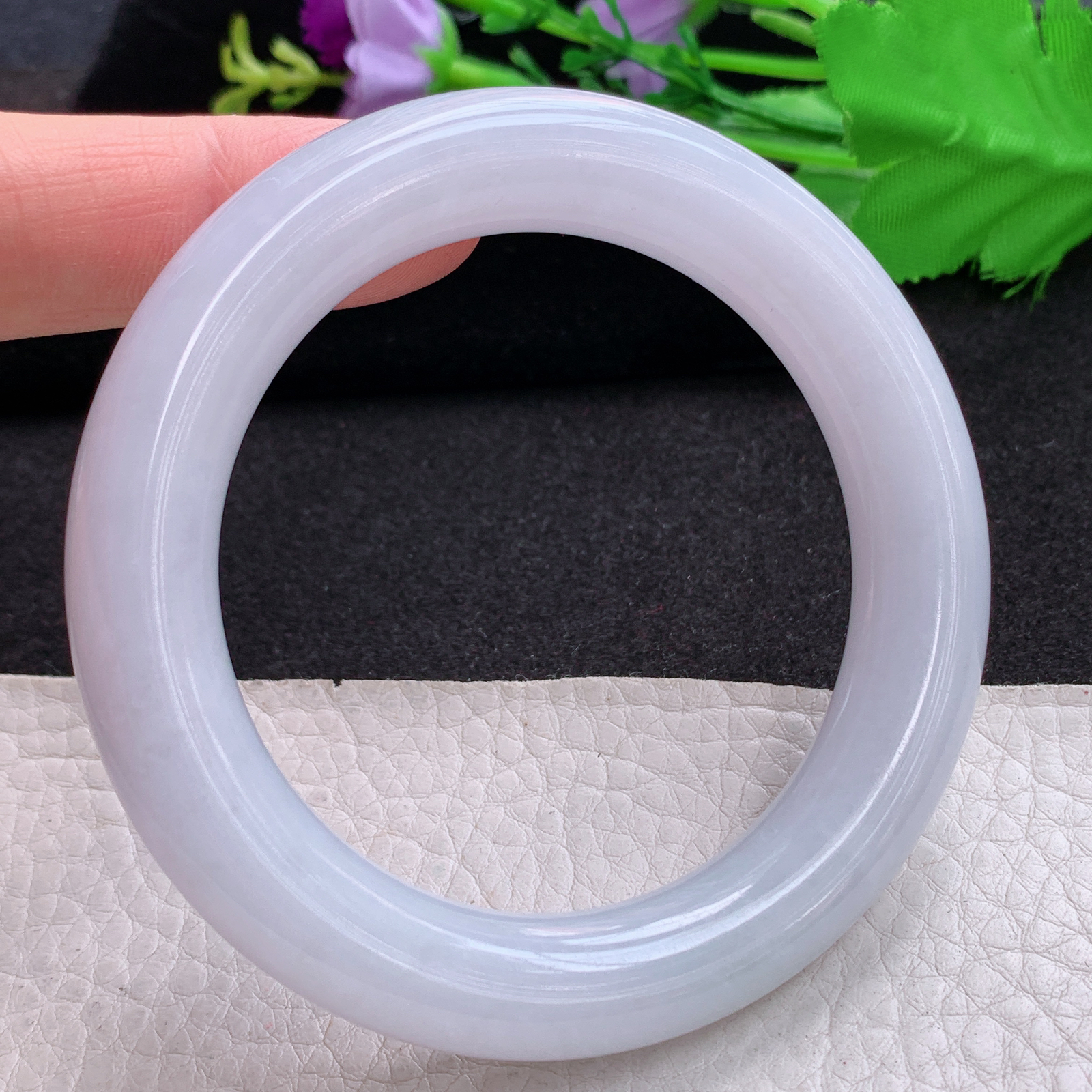 z实拍55*11.8*11.2美人镯 天然缅甸翡翠A货玉手镯淡紫底圆条玉手环