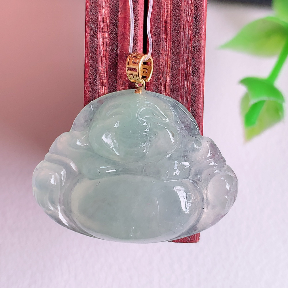 18k金扣冰润佛公挂件 玉质细腻  精雕弥勒佛，笑佛福耳垂肩，面相喜庆，开怀大笑，憨态可掬。惟妙惟肖，寓意福禄双全，吉祥美满，笑口常开 W49.7 尺寸：18-24.5-4.5mm