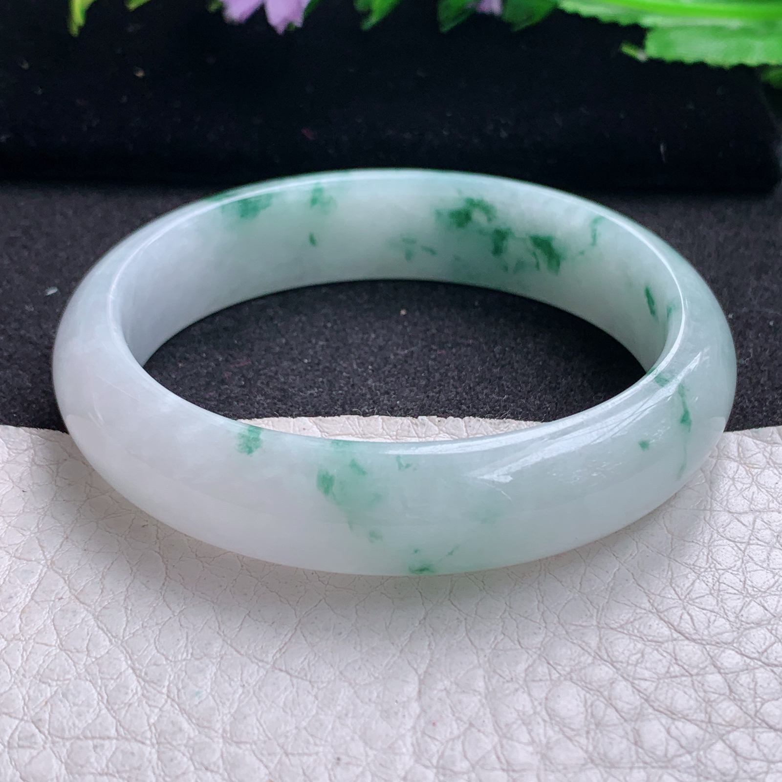 yw小圈口53.5*47.2*13.6*7贵妃镯 天然缅甸翡翠A货玉手镯胶感飘花蛋形玉手环