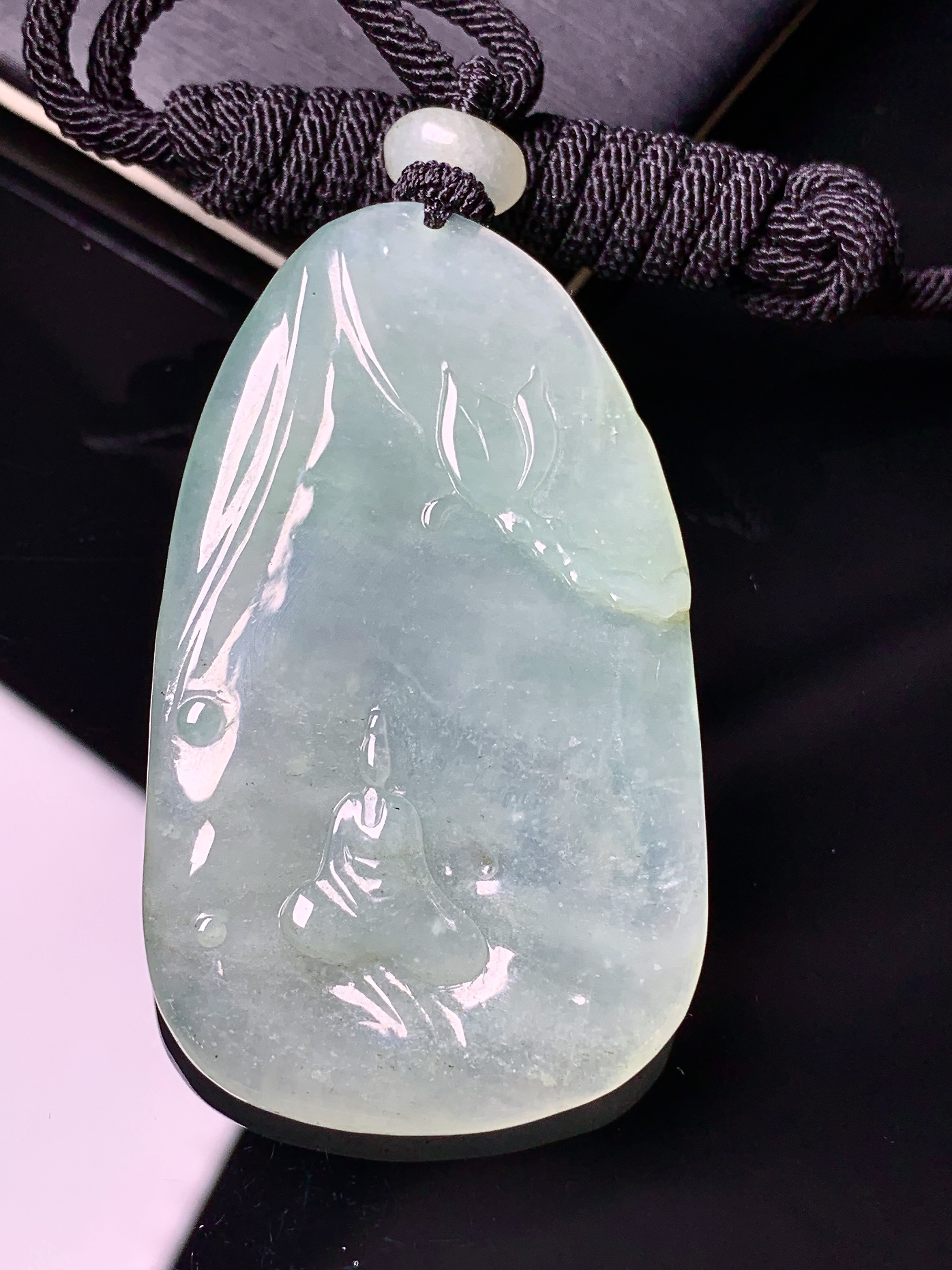 冰种无相观音吊坠 玉质细腻 色泽艳丽清新 水润亮眼 整体尺寸52*31*4.8