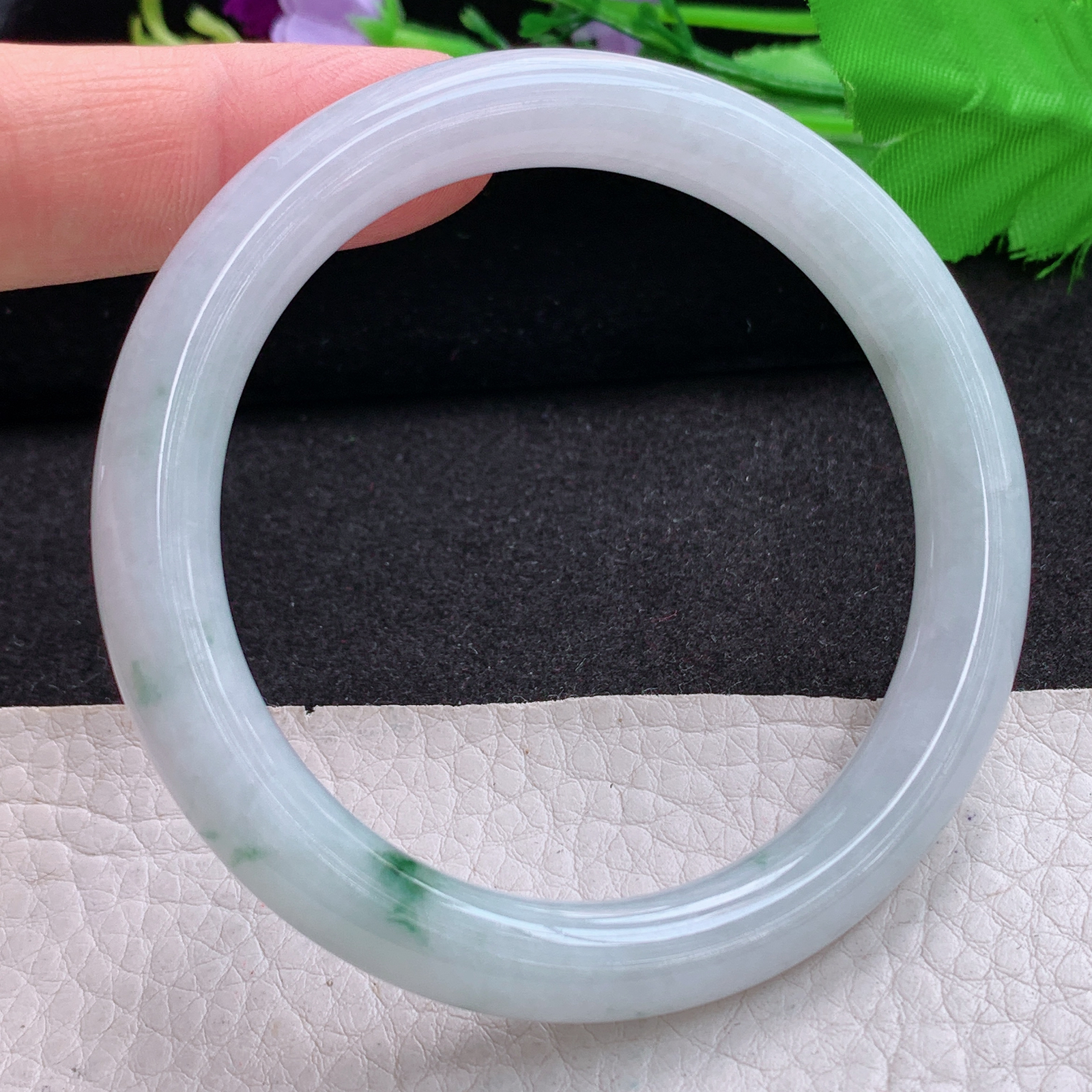 z实拍55*8.6*8.5美人镯 天然缅甸翡翠A货玉手镯飘花圆条玉手环