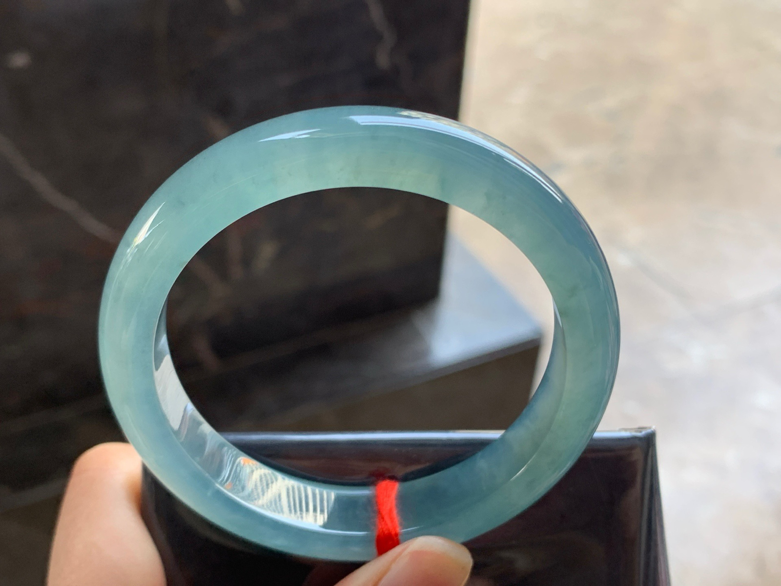 56-11.7-8.4

冰蓝手镯^_^冰透 起光