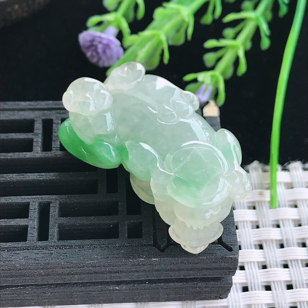 实拍A货翡翠35.5/18.2/13.5老坑冰胶飘阳绿貔貅吊坠翡翠挂件