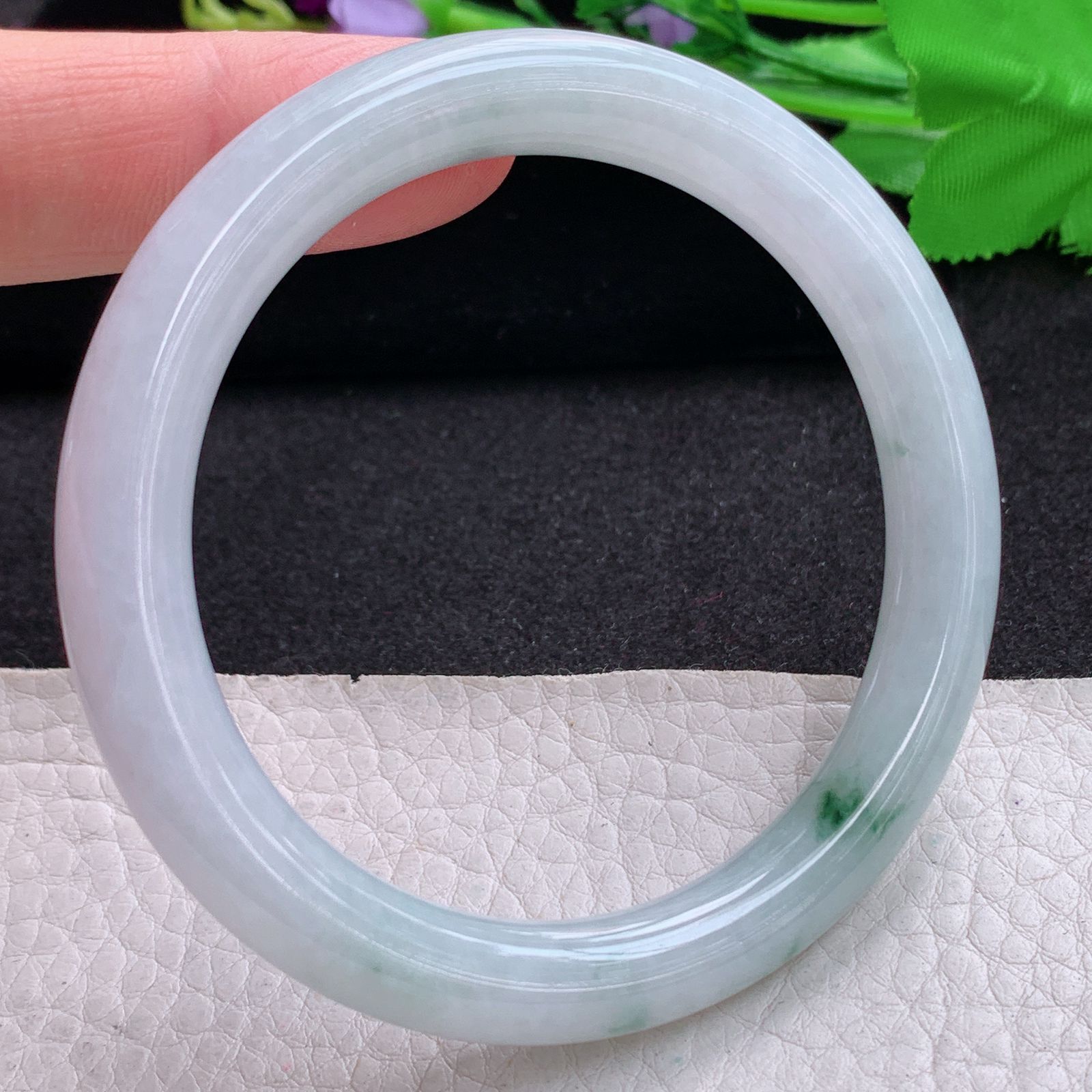 z实拍55*8.6*8.5美人镯 天然缅甸翡翠A货玉手镯飘花圆条玉手环