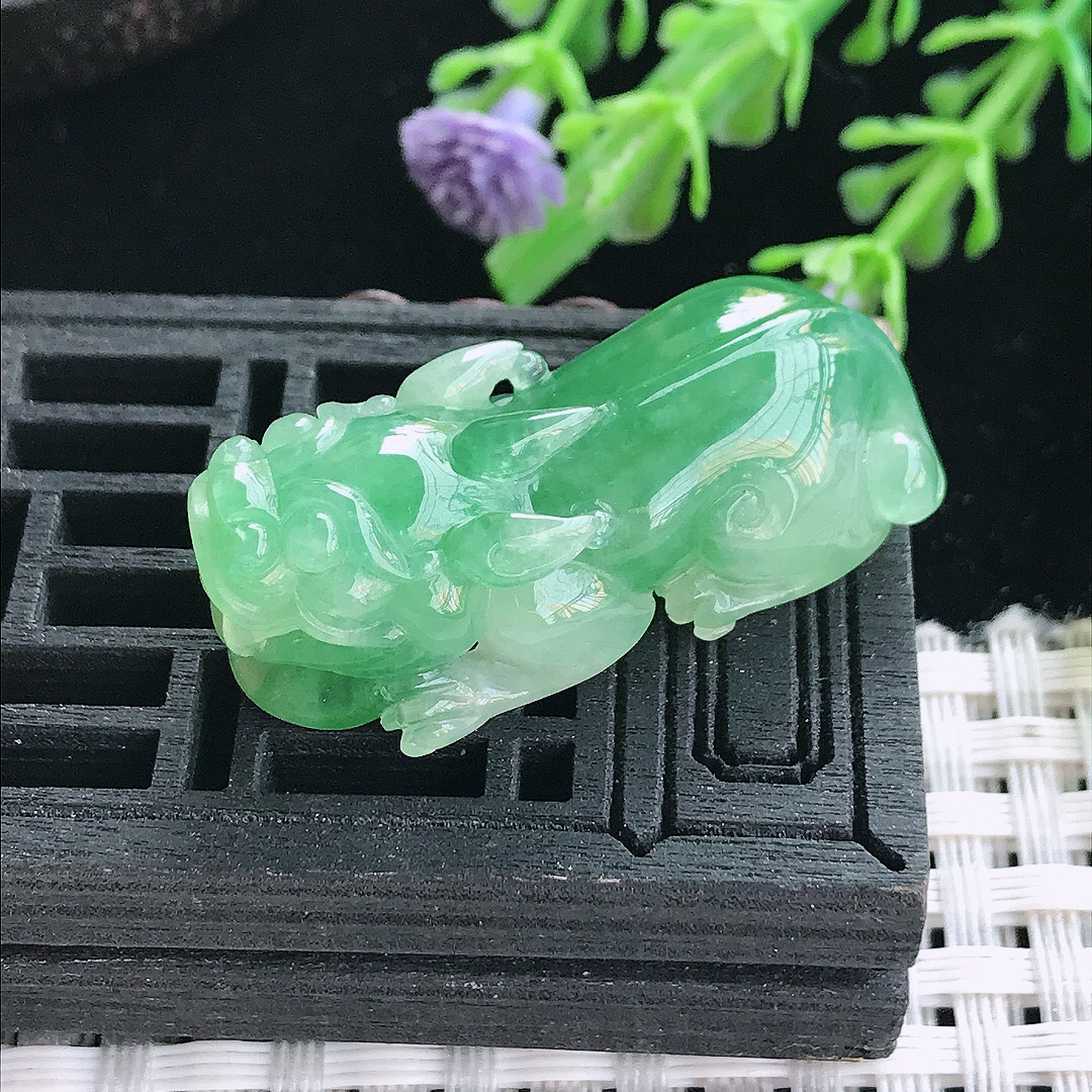 实拍A货翡翠35/14.7/10.6老坑冰胶水灵满绿貔貅吊坠翡翠挂件