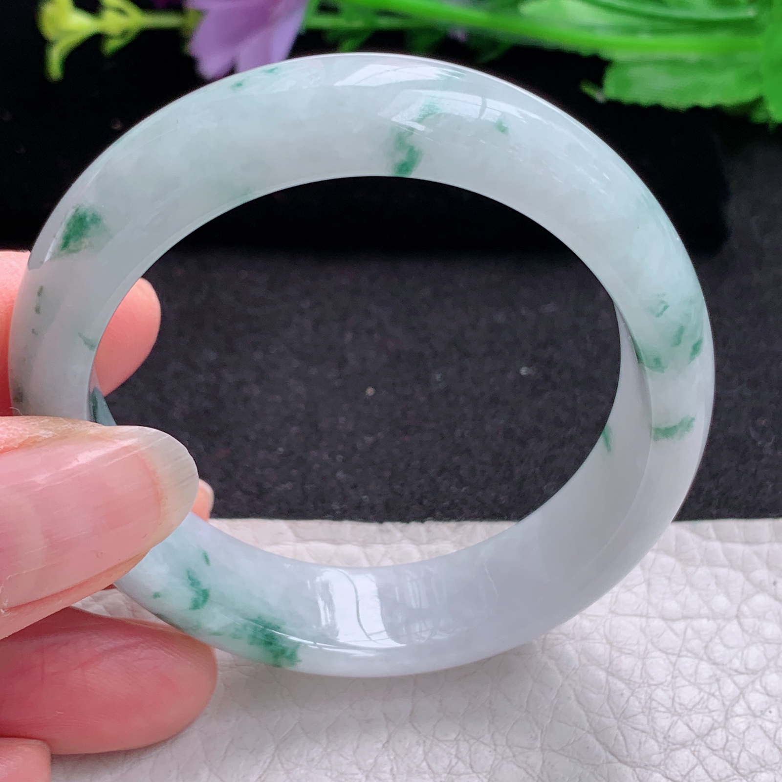 yw小圈口53.5*47.2*13.6*7贵妃镯 天然缅甸翡翠A货玉手镯胶感飘花蛋形玉手环