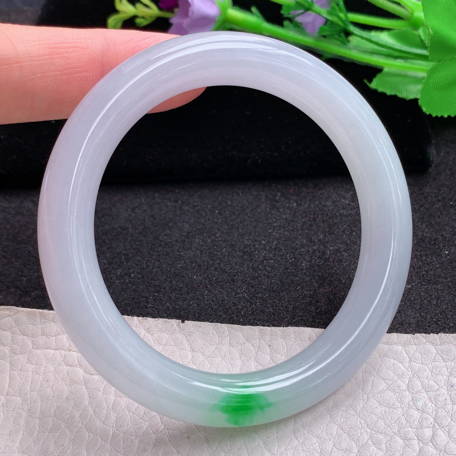 xo实拍54.5*9.8美人镯 天然缅甸翡翠A货玉手镯冰润白底青圆条玉手环