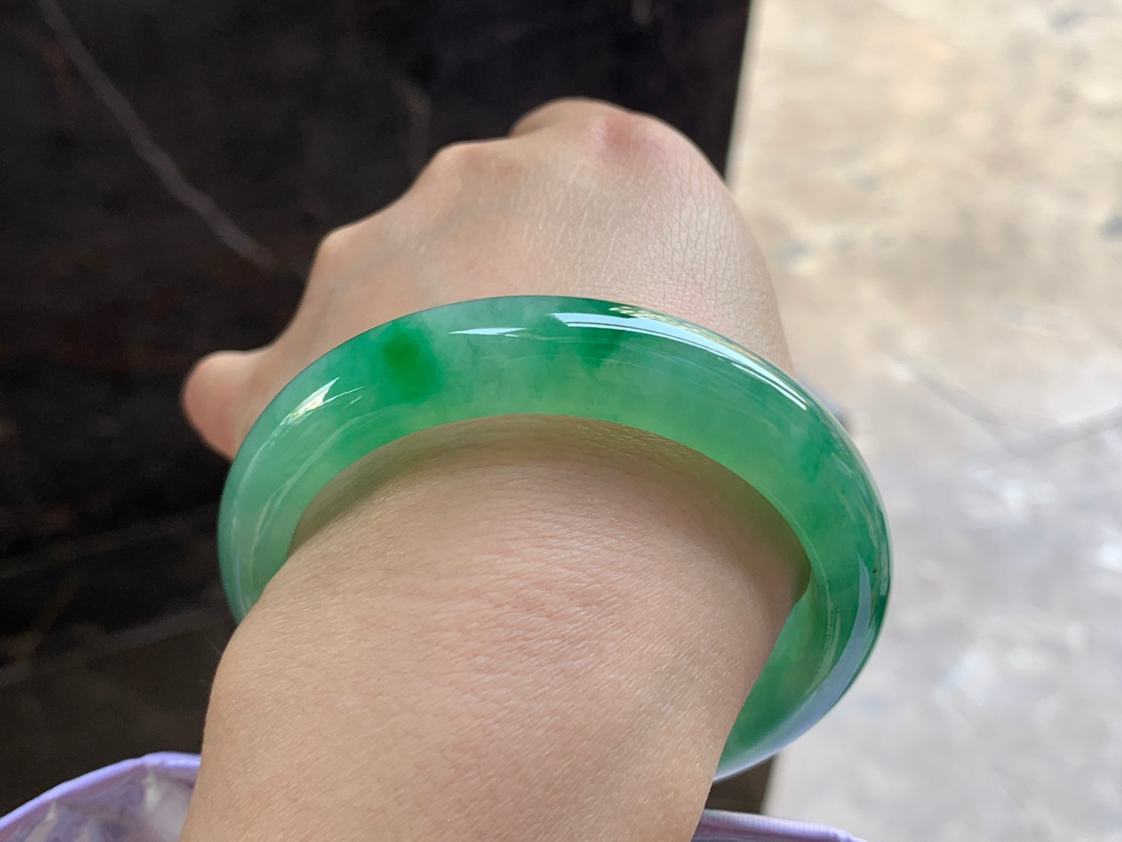 55-12.4-8.2

绿色手镯^_^颜色好看