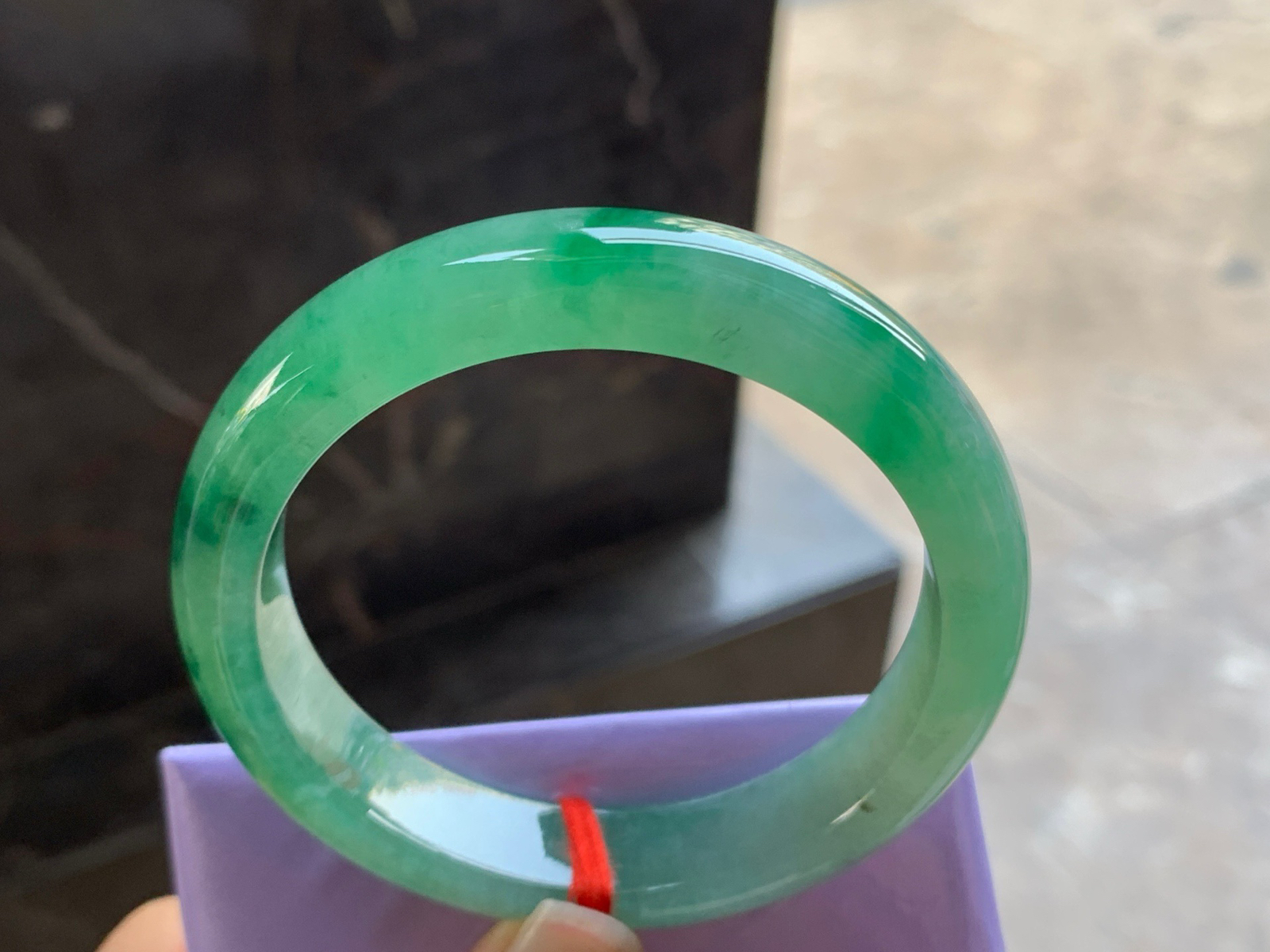 55-12.4-8.2

绿色手镯^_^颜色好看