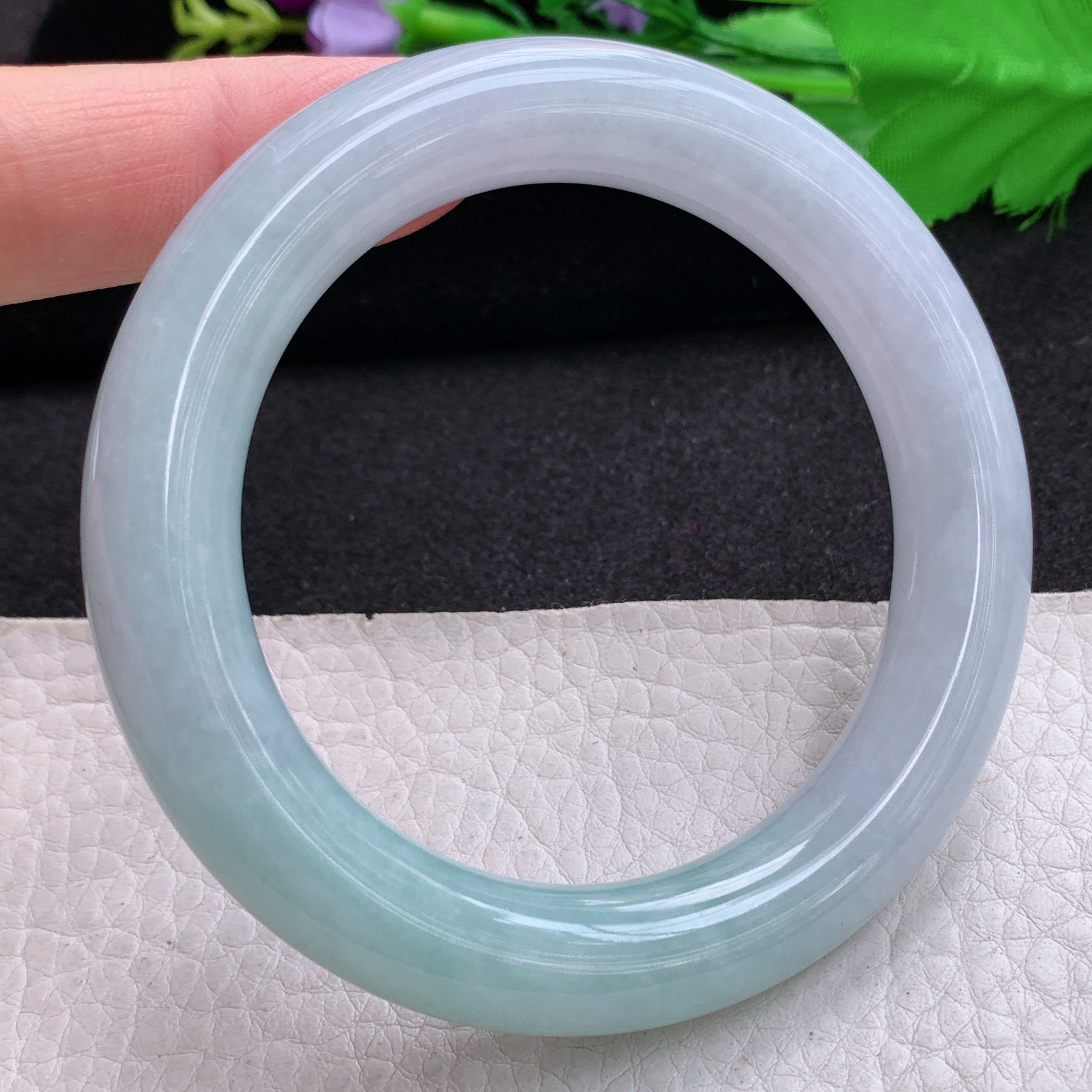 z实拍55*11.2招财镯 天然缅甸翡翠A货玉手镯半山水圆条玉手环