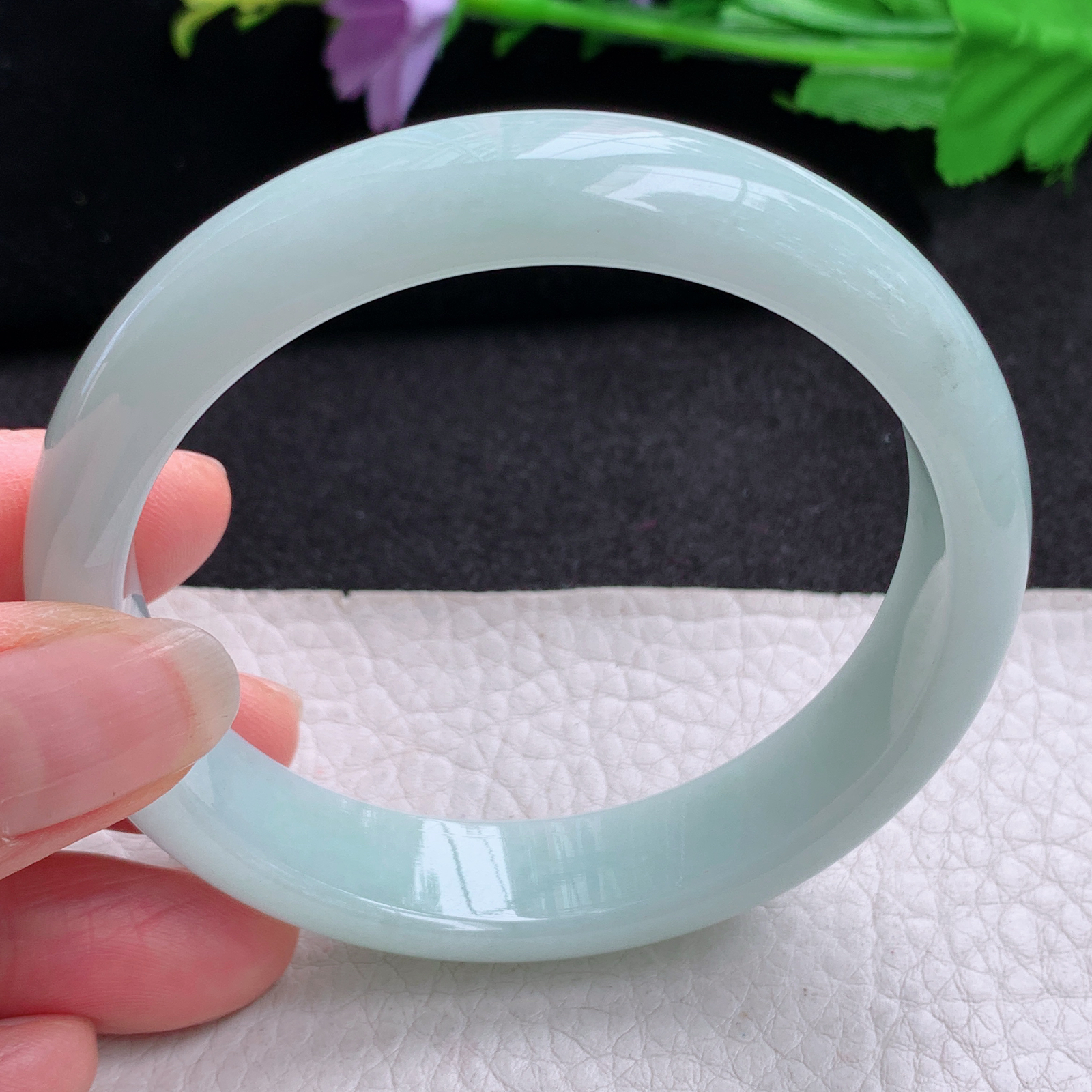 nr大圈口60*14*7.4平安镯 天然缅甸翡翠A货玉手镯浅绿胶感宽边玉手环