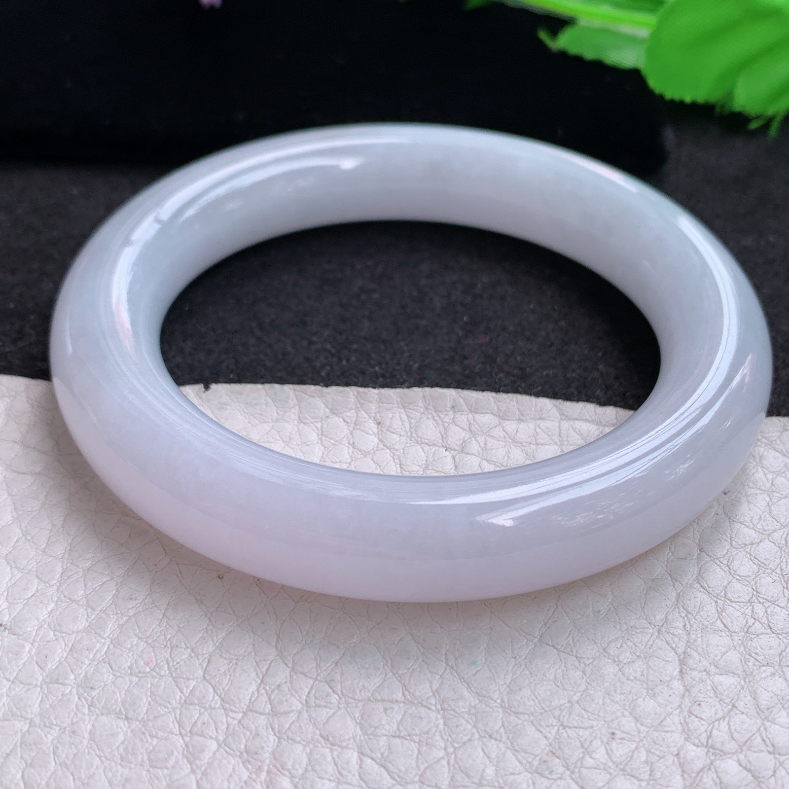 z实拍55*11.8*11.2美人镯 天然缅甸翡翠A货玉手镯淡紫底圆条玉手环