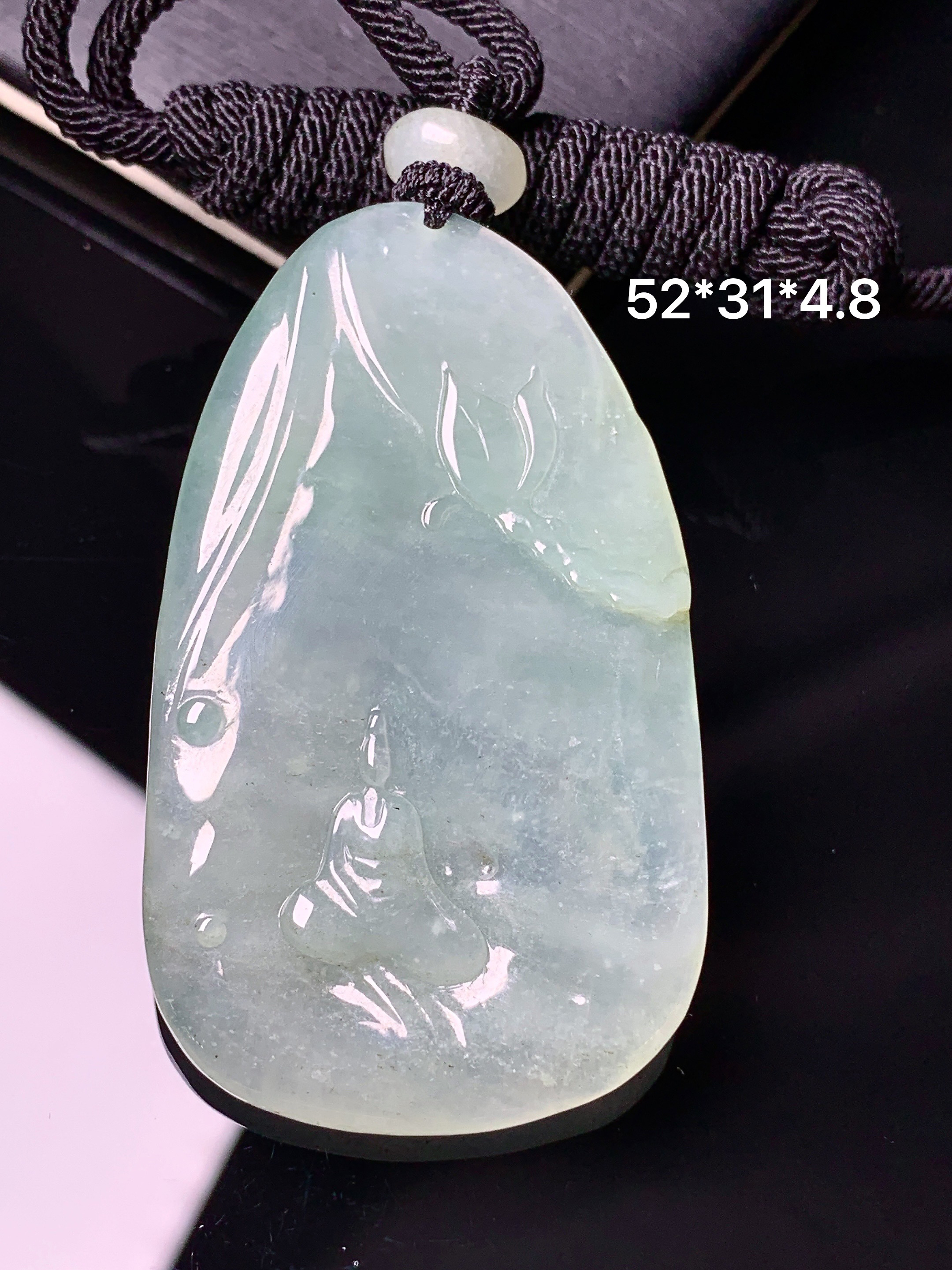 冰种无相观音吊坠 玉质细腻 色泽艳丽清新 水润亮眼 整体尺寸52*31*4.8