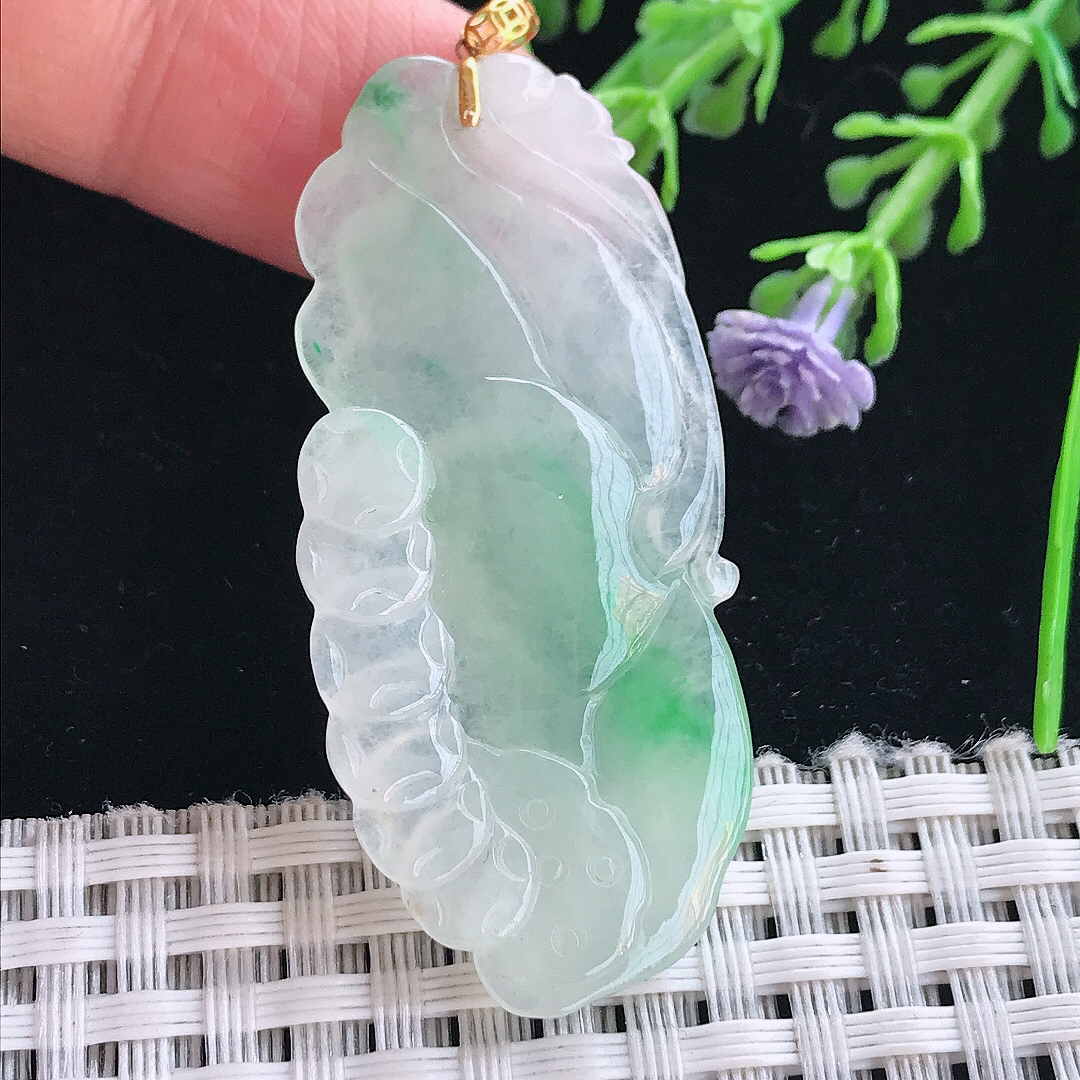 实拍A货翡翠48.8/22/5.5老坑18k金镶嵌冰胶飘绿和和美美荷叶吊坠翡翠挂件