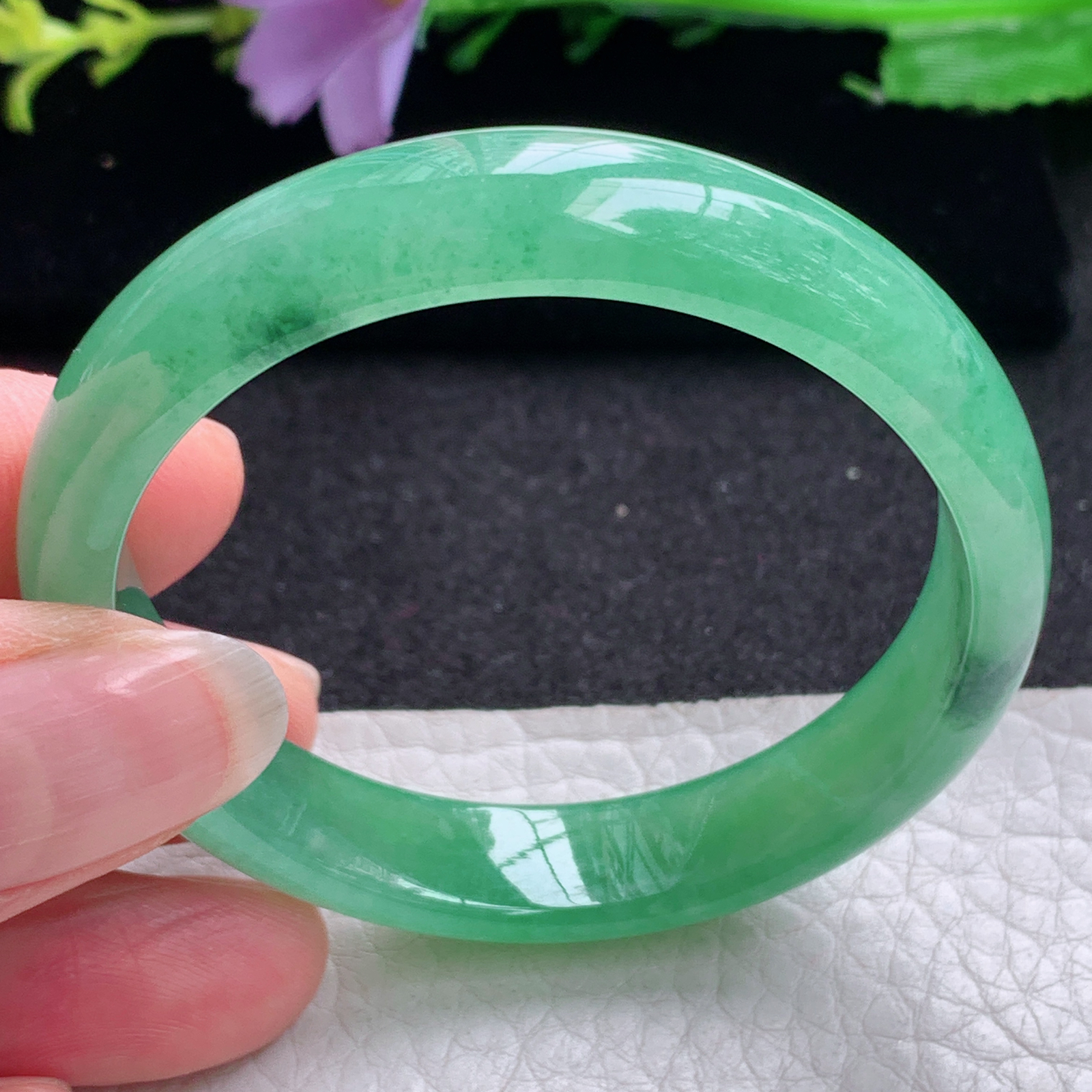 ss小圈口53*47*10.8*5.8贵妃镯 天然缅甸翡翠A货玉手镯冰绿蛋形宽边玉手环