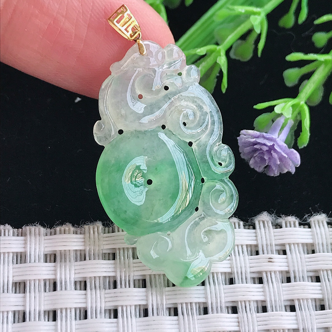 实拍A货翡翠34.5/19.7/3.3老坑18k金镶嵌冰阳绿平安扣吊坠翡翠挂件
