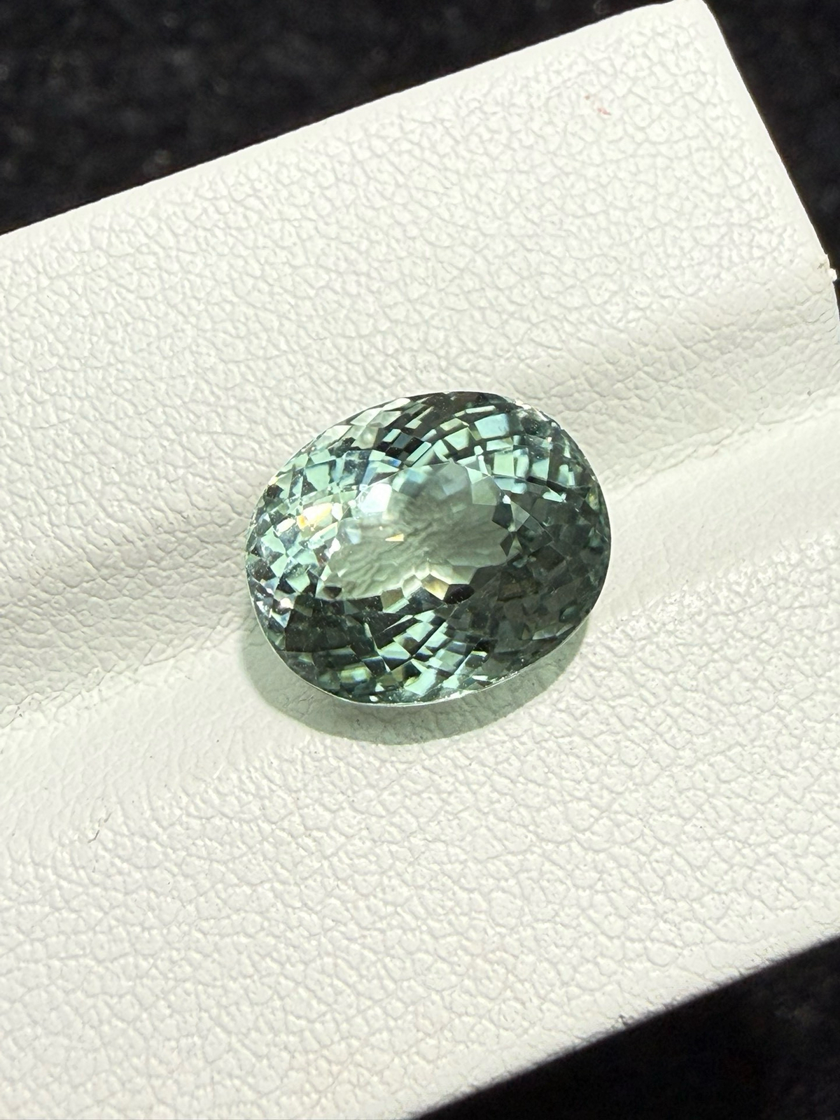 5.525ct天然薄荷绿碧玺裸石，尺寸11.2*9.2*7.5 毫米，晶体通透，颜色美艳