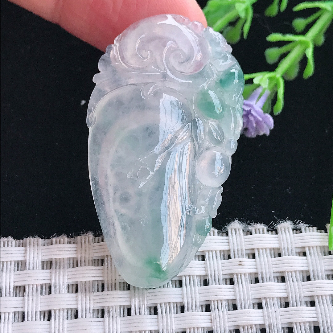 实拍A货翡翠43.3/24.6/5.8老坑冰种冰飘花福瓜吊坠翡翠挂件