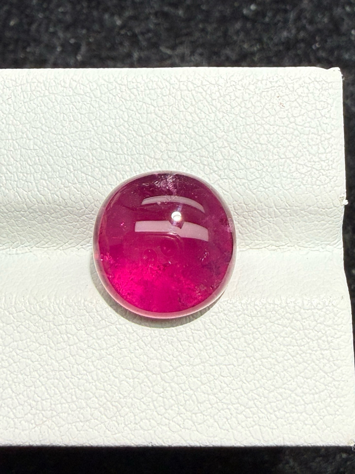 6.155ct天然卢比来碧玺裸石，尺寸11.8*11.5*5.2 毫米，晶体微棉，颜色美艳