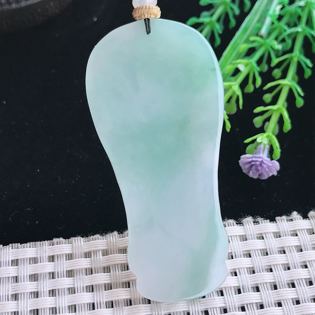 实拍A货翡翠62.5/31/5.5老坑冰胶水灵冰晴千手观音吊坠翡翠挂件