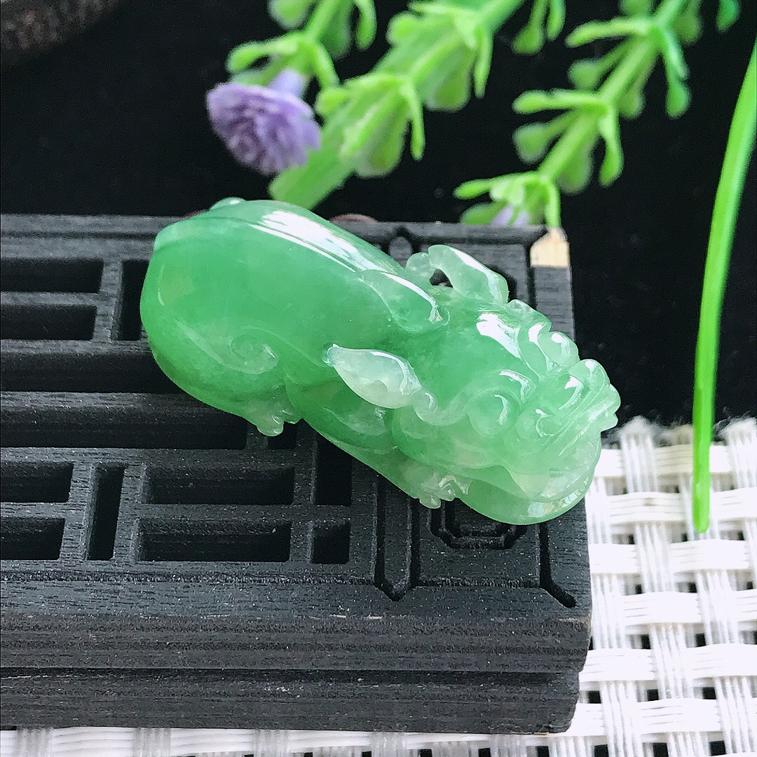 实拍A货翡翠35/14.7/10.6老坑冰胶水灵满绿貔貅吊坠翡翠挂件