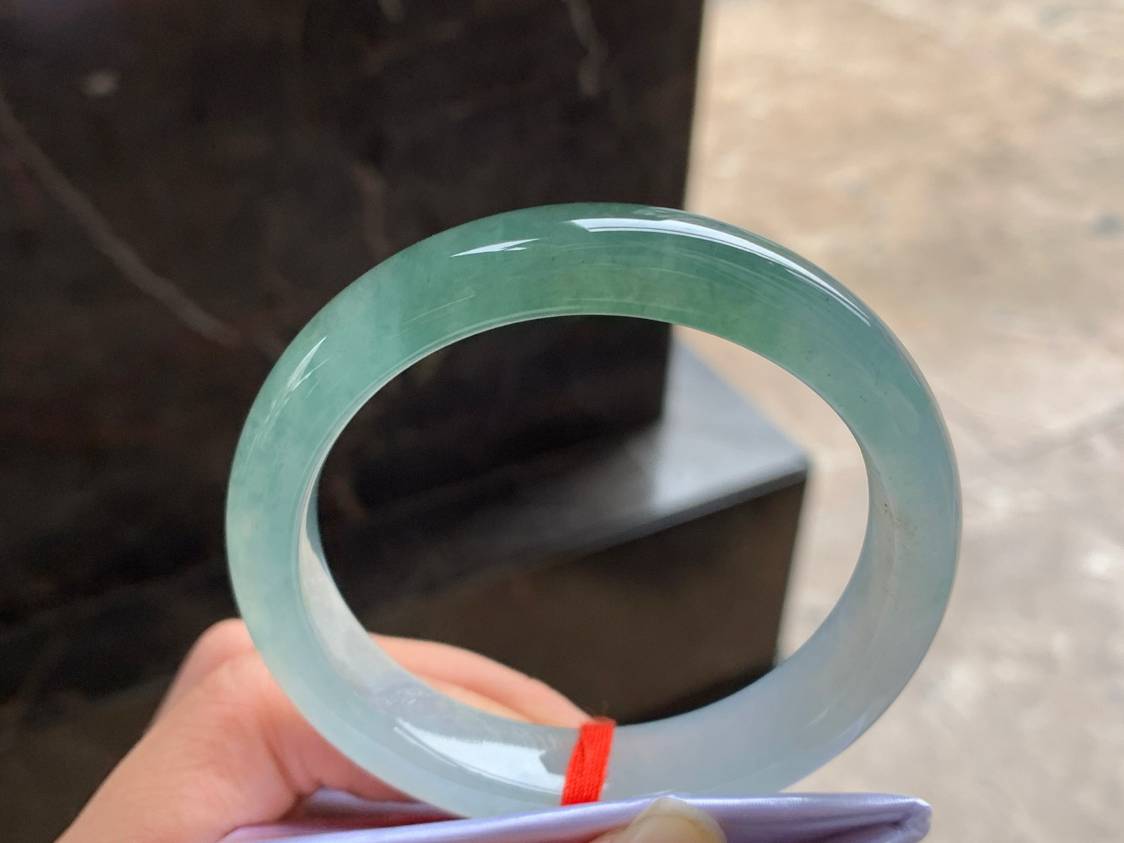 56-12.7-8.4

冰蓝水手镯^_^冰透 鲜艳