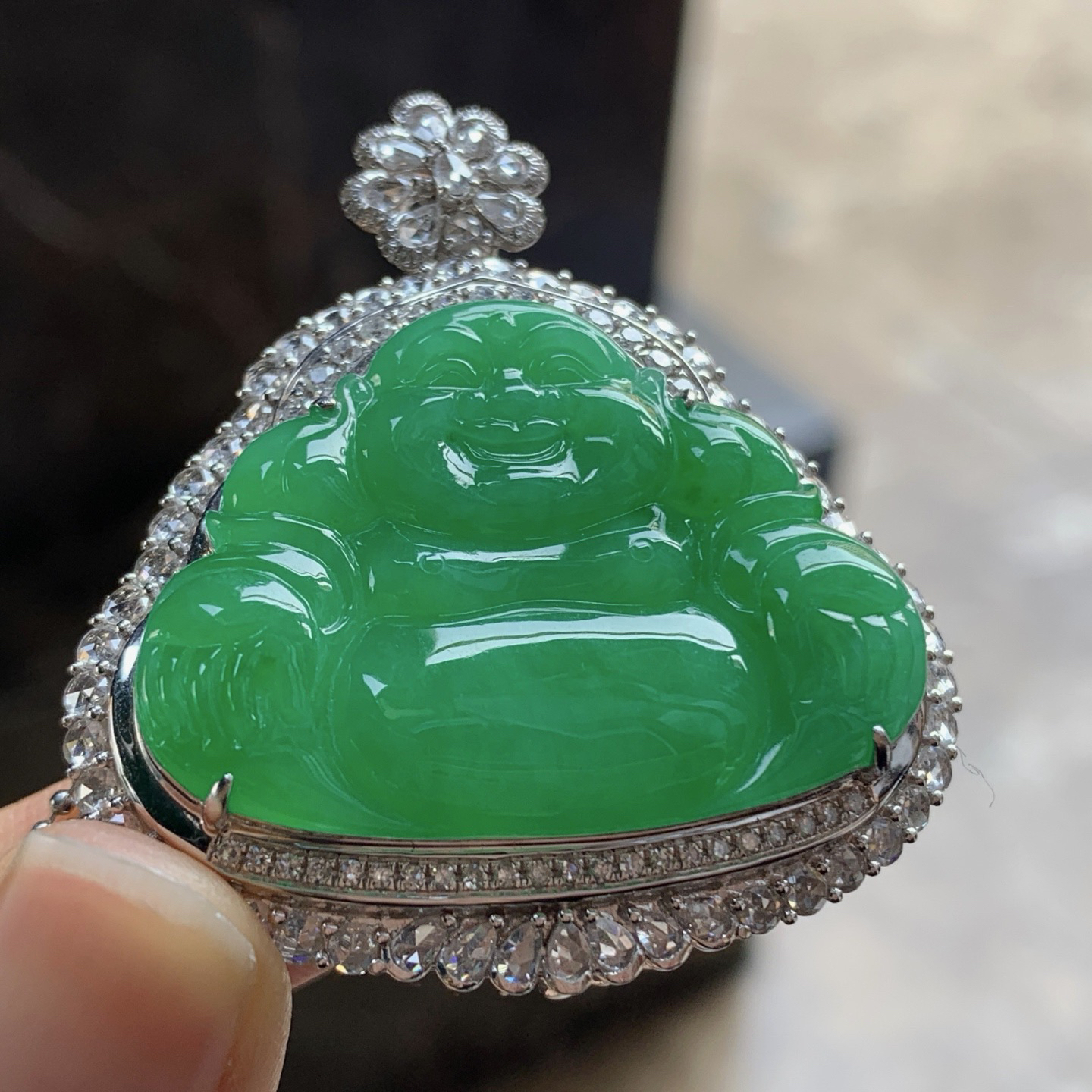 金钻镶嵌绿色佛公^_^颜色鲜艳