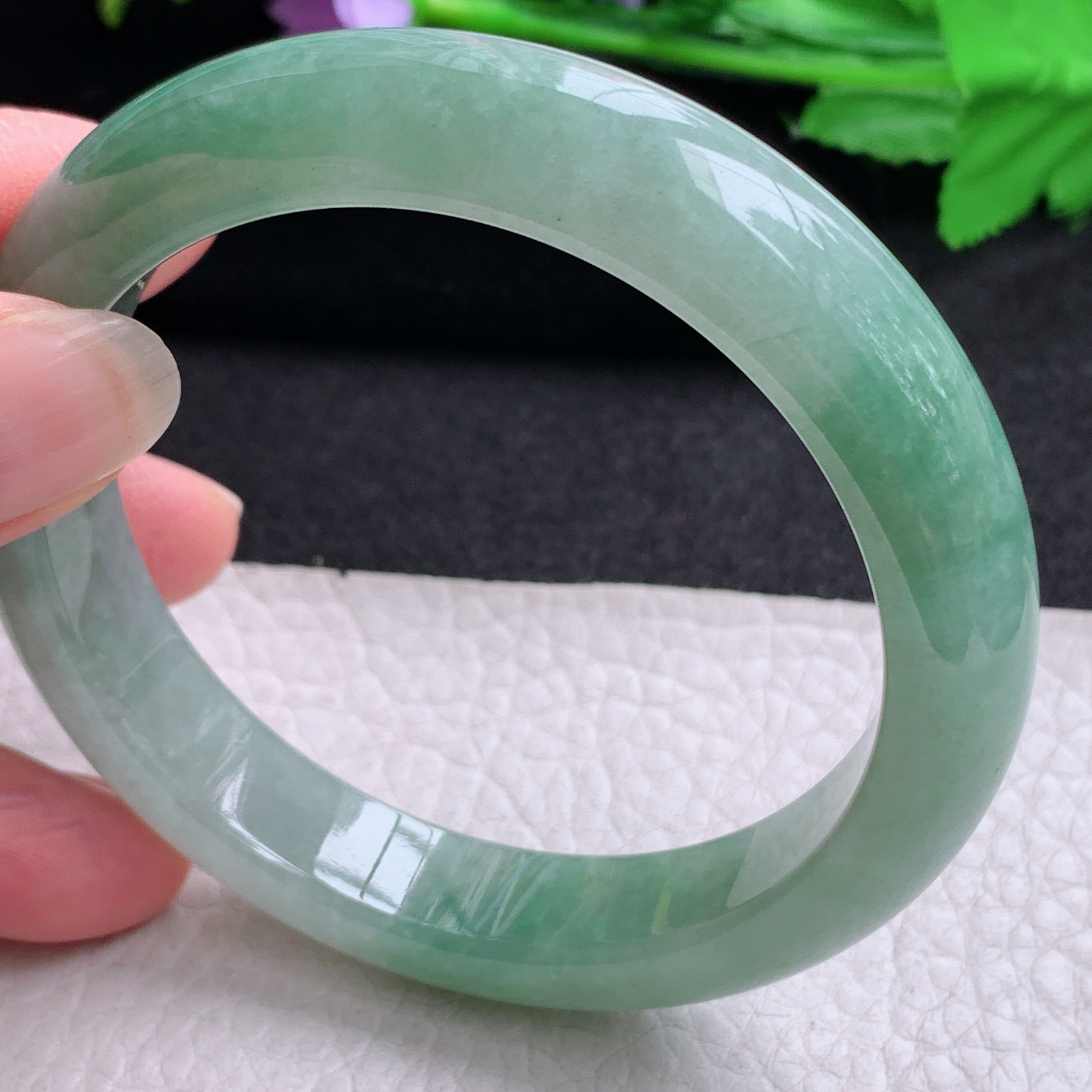 hh实拍58*12*8.7平安镯 天然缅甸翡翠A货玉手镯胶感清新宽边玉手环
