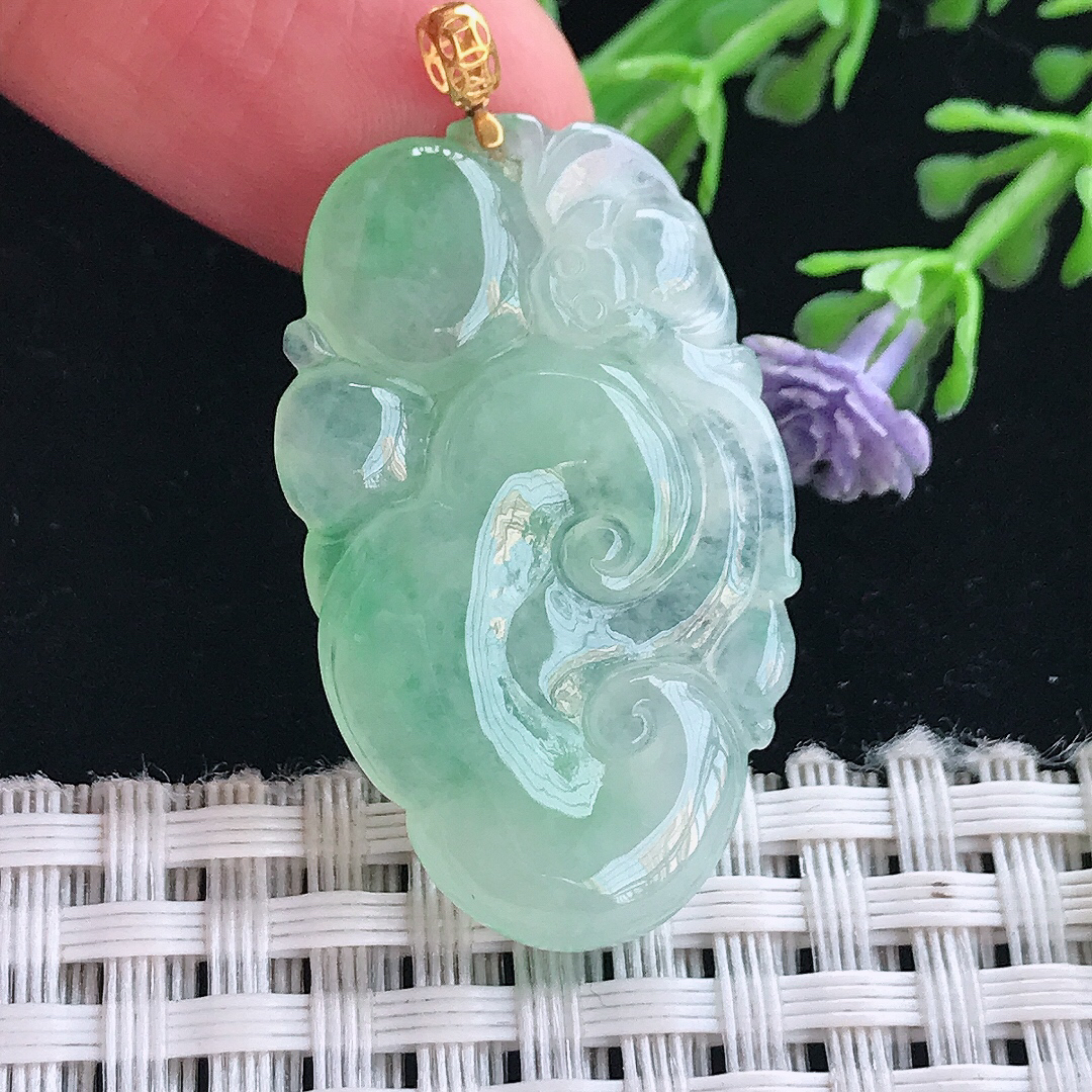 实拍A货翡翠34/20/5老坑18k金镶嵌冰晴绿如意吊坠翡翠挂件