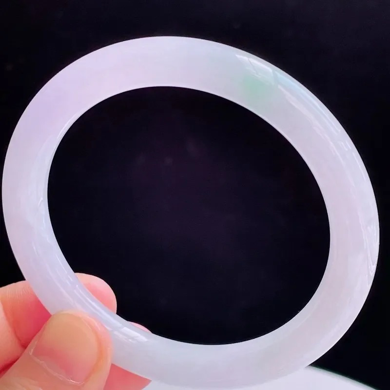 57.3圈有种有色天然翡翠A货玉手镯好种水浅绿水润圆条手镯42.52g