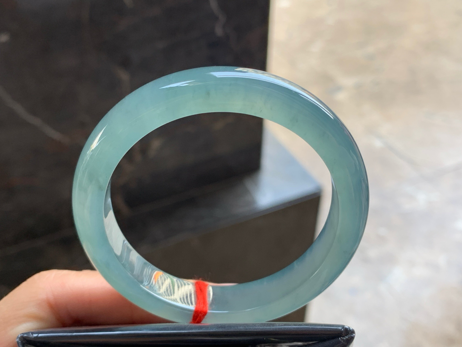 56-11.7-8.4

冰蓝手镯^_^冰透 起光