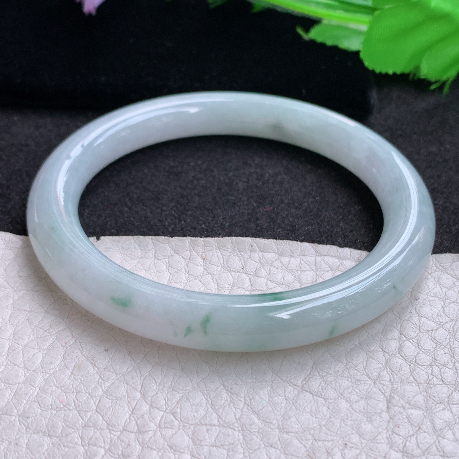 z实拍55*8.6*8.5美人镯 天然缅甸翡翠A货玉手镯飘花圆条玉手环