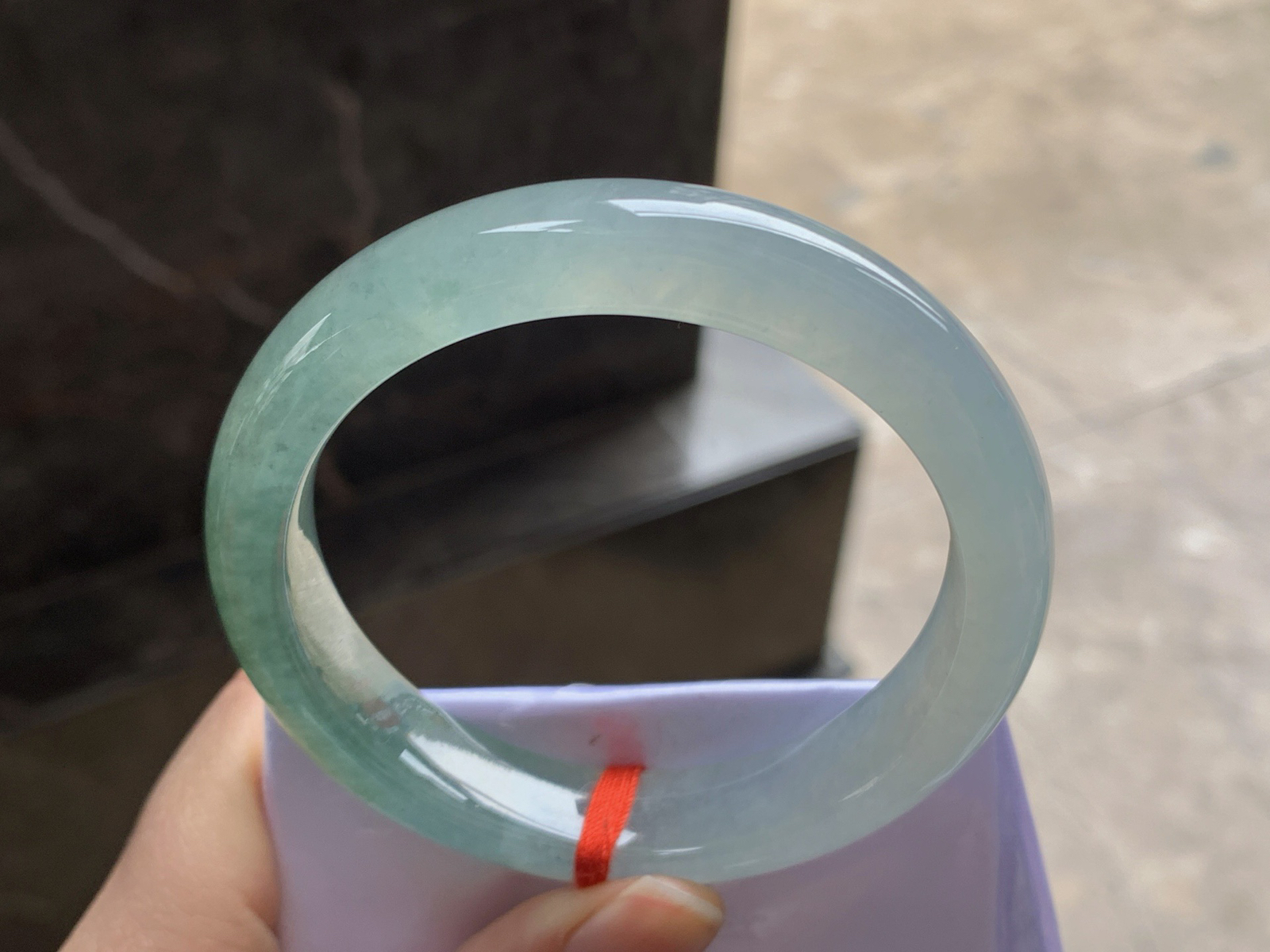 56-12.7-8.4

冰蓝水手镯^_^冰透 鲜艳