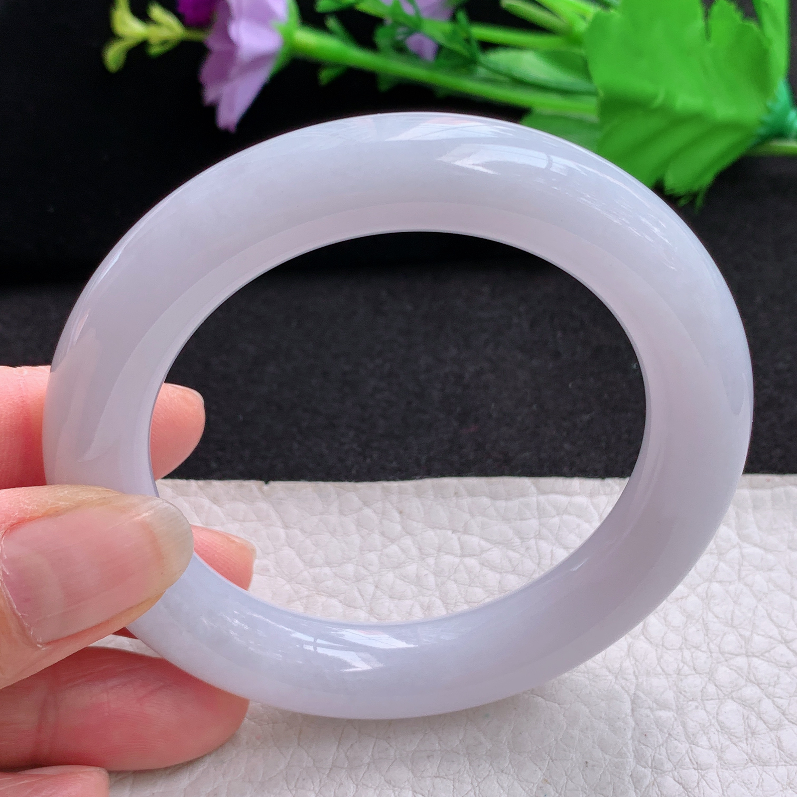 z实拍55*11.8*11.2美人镯 天然缅甸翡翠A货玉手镯淡紫底圆条玉手环