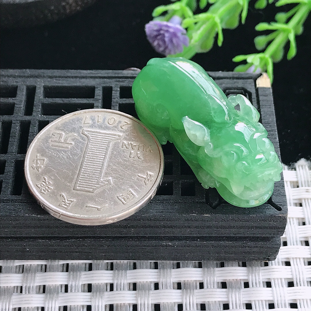 实拍A货翡翠35/14.7/10.6老坑冰胶水灵满绿貔貅吊坠翡翠挂件