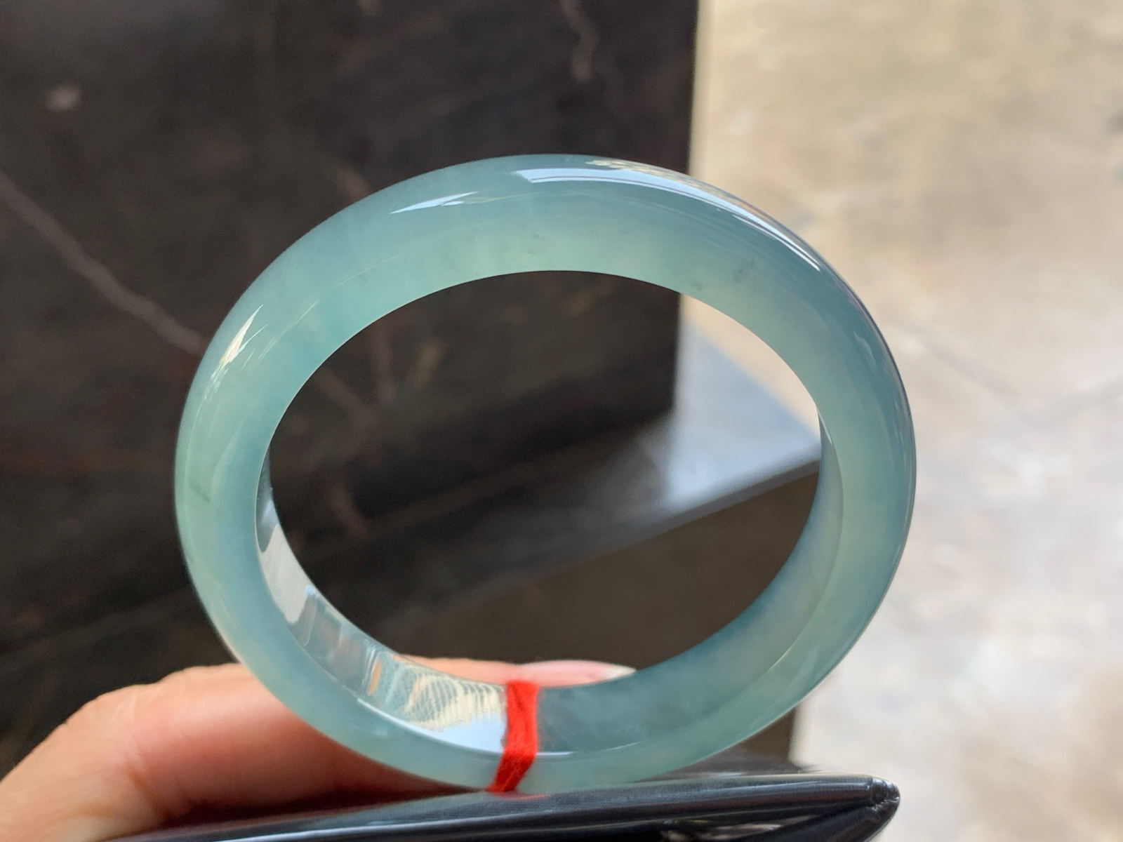 56-11.7-8.4

冰蓝手镯^_^冰透 起光