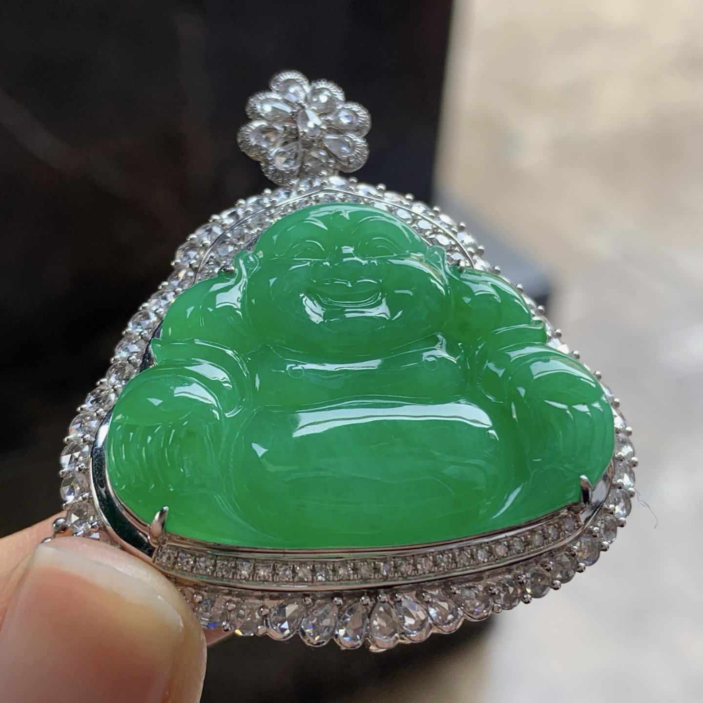 金钻镶嵌绿色佛公^_^颜色鲜艳