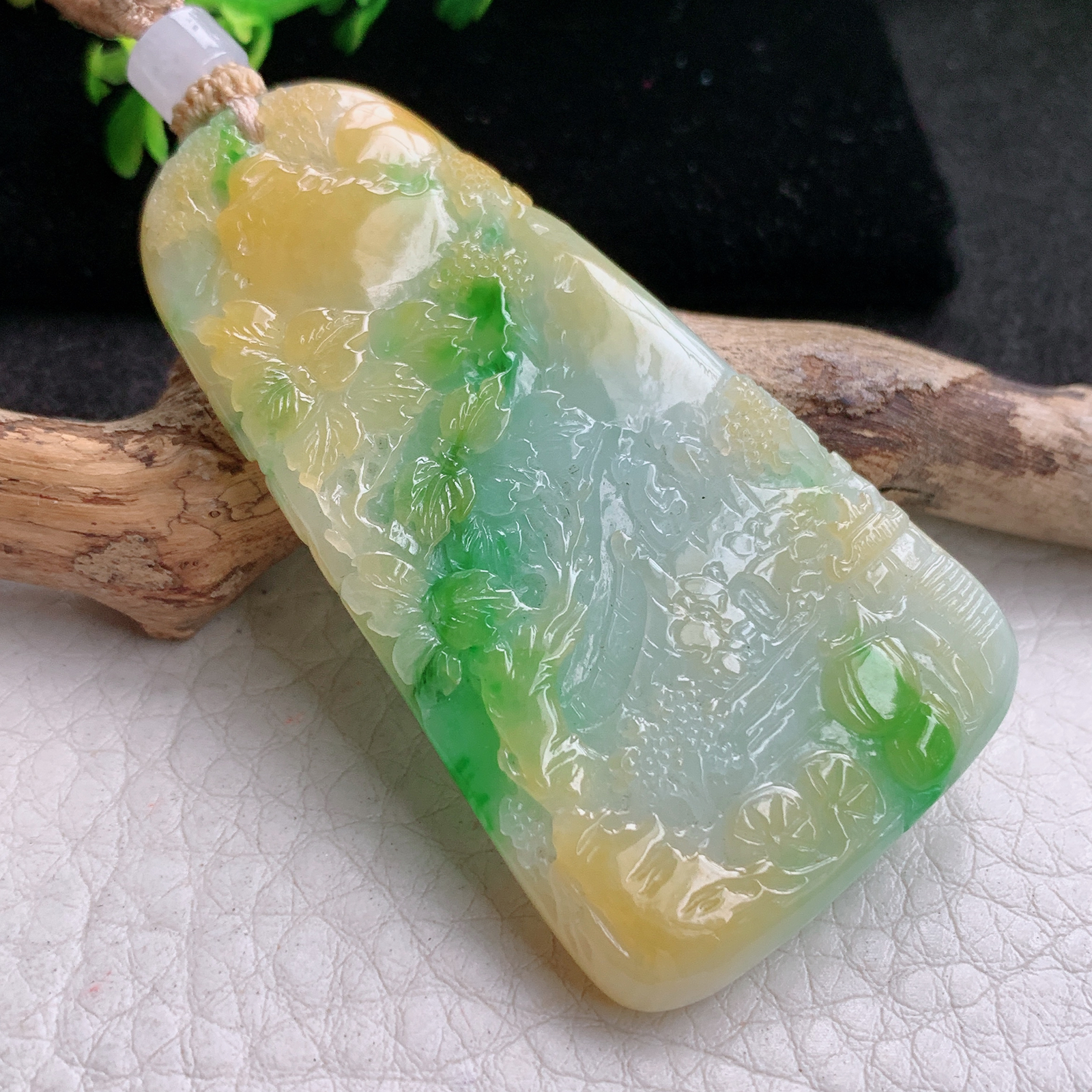 csy实拍56.3*32*6.3缅甸翡翠a货精雕三彩山水 大好河山玉吊坠 玉挂坠