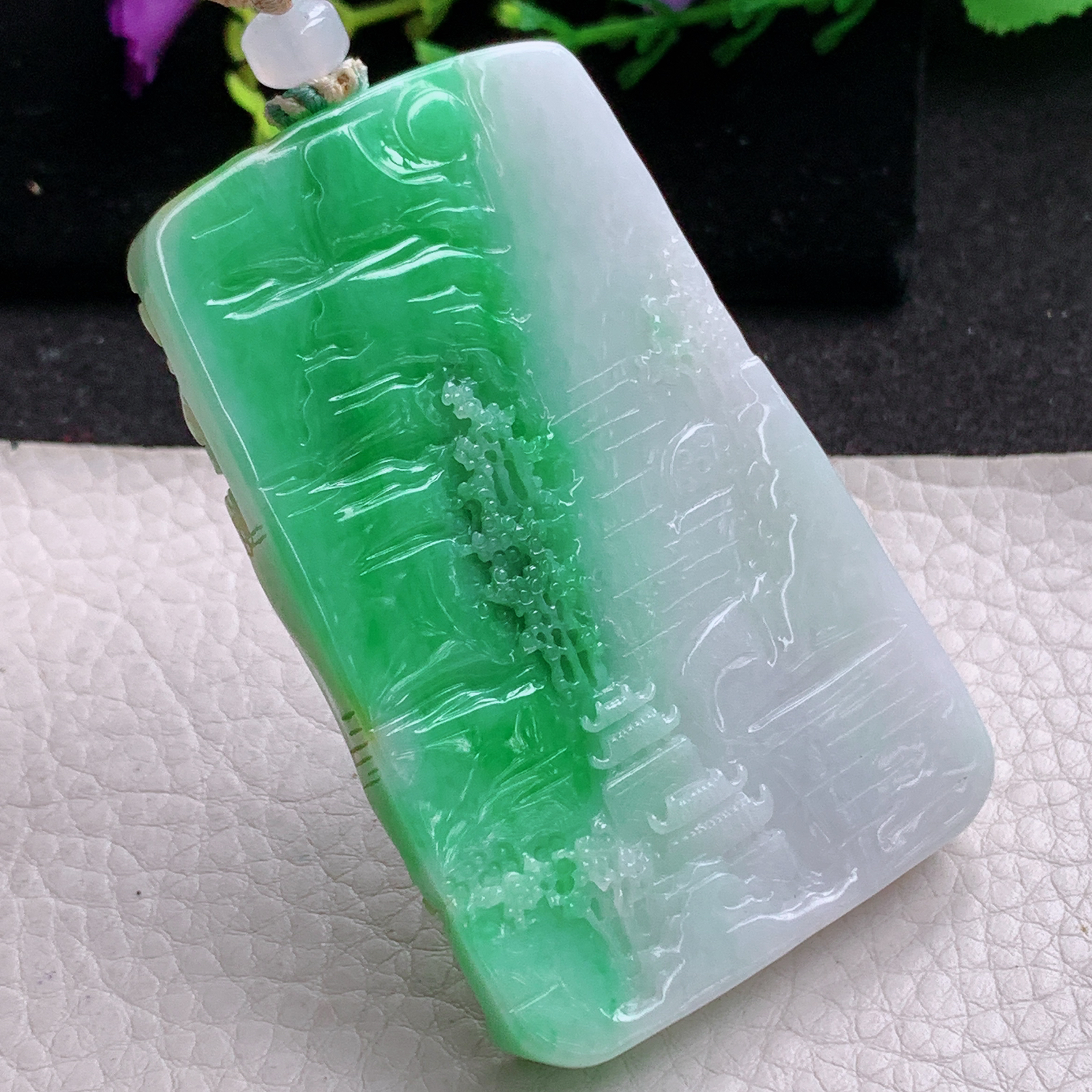 csy实拍71*44.5*10缅甸翡翠a货精雕三彩厚装大毛山水玉吊坠 玉挂坠