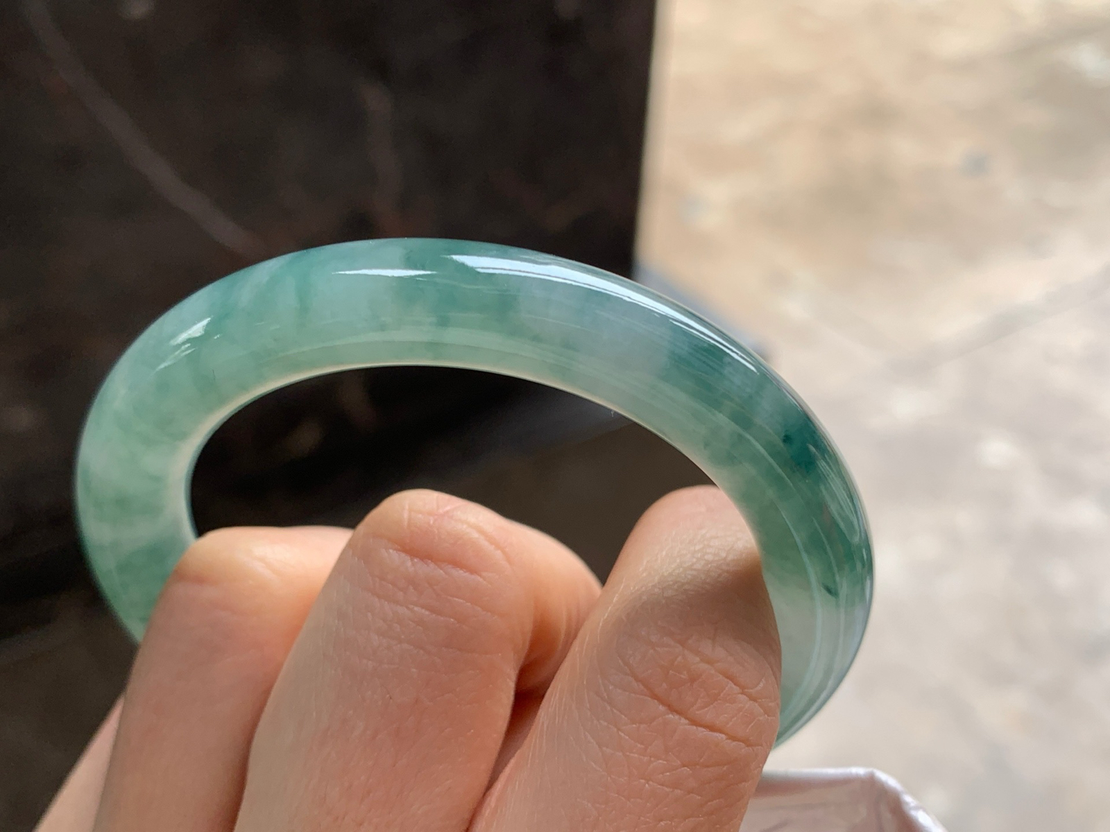 53-10

蓝花圆条手镯^_^飘花灵韵