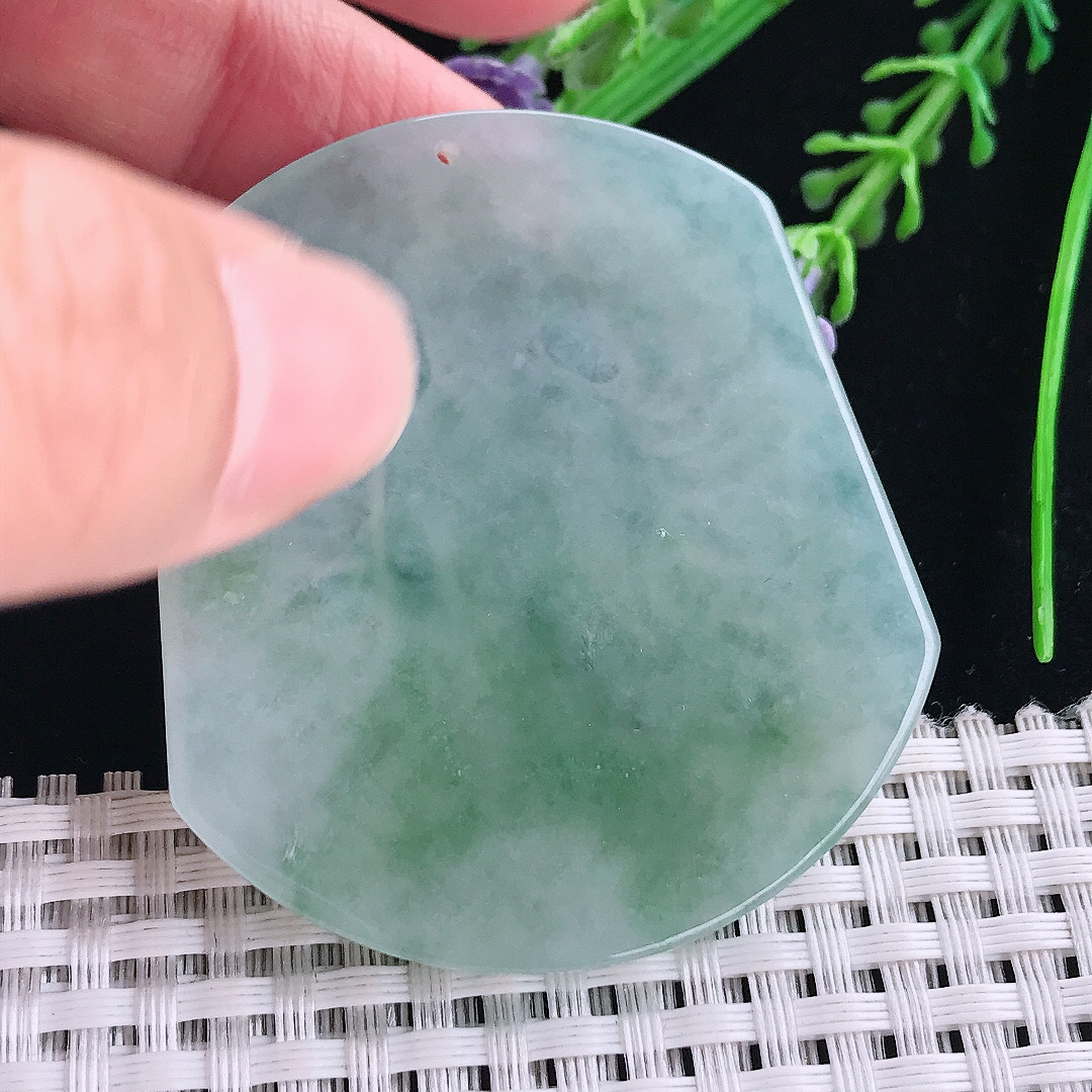 实拍A货翡翠54.8/48.8/5.4老坑冰润起胶晴底千手观音吊坠翡翠挂件